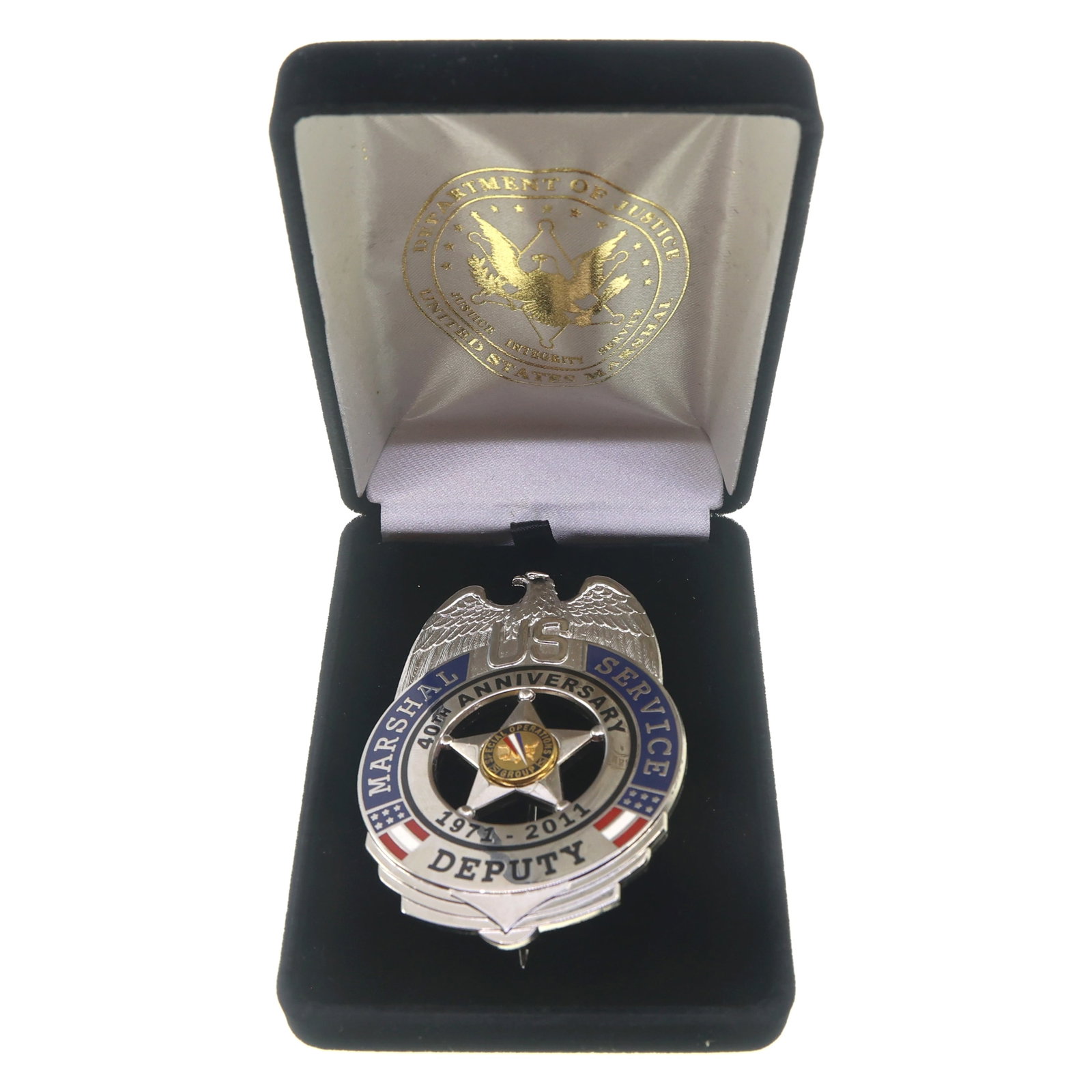OBSOLETE US MARSHALS DEPUTY 40TH ANNIVERSARY BADGE (1 of 4)