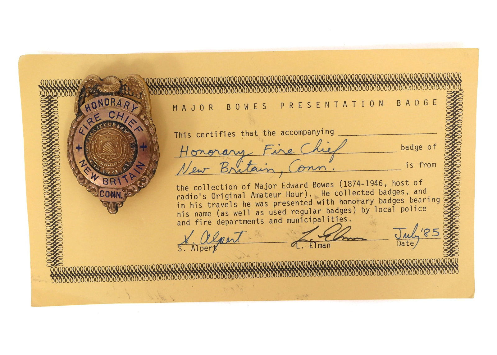 MAJOR BOWES AMATEUR HOUR NEW BRITAIN, CT FIRE BADGE (1 of 4)