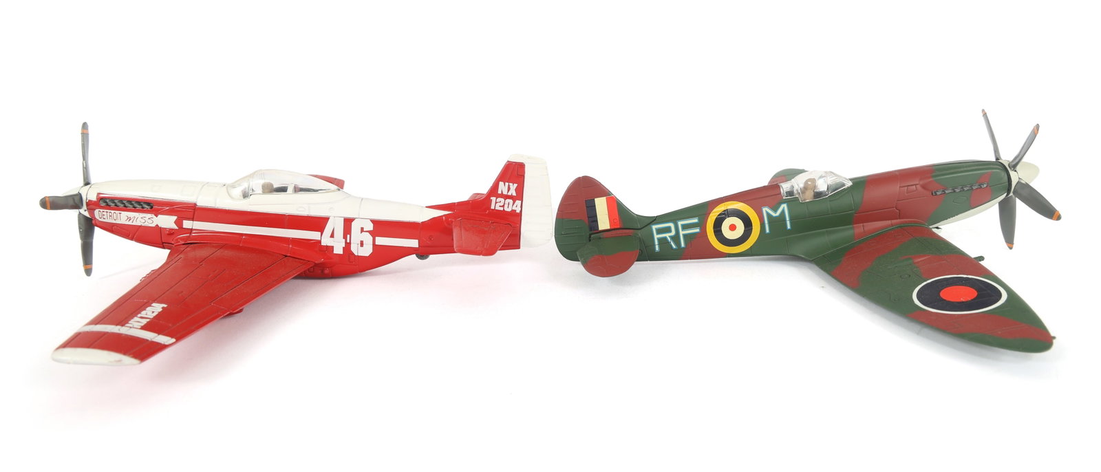 FIGHTER PLANE MODELS - 15