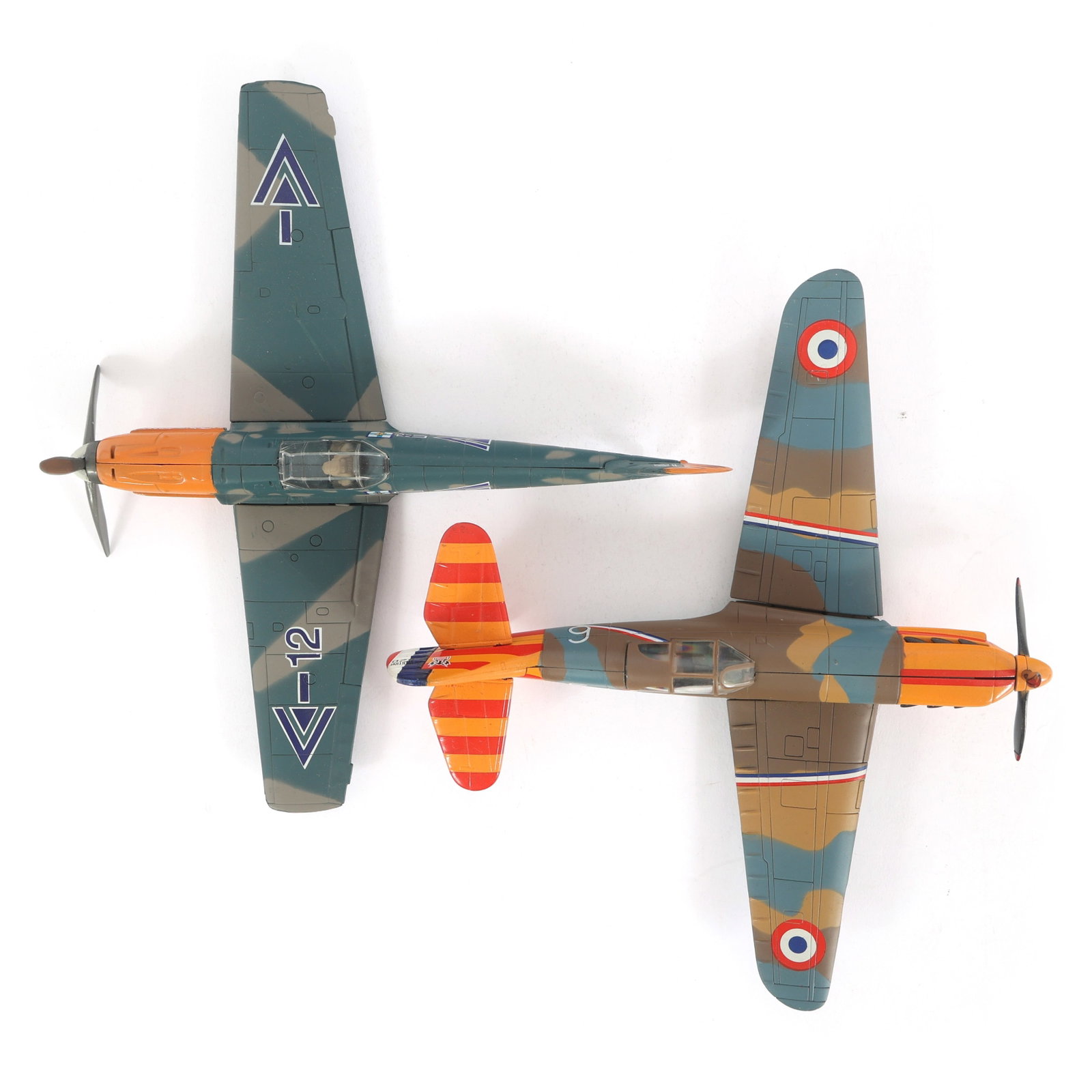 FIGHTER PLANE MODELS - 18