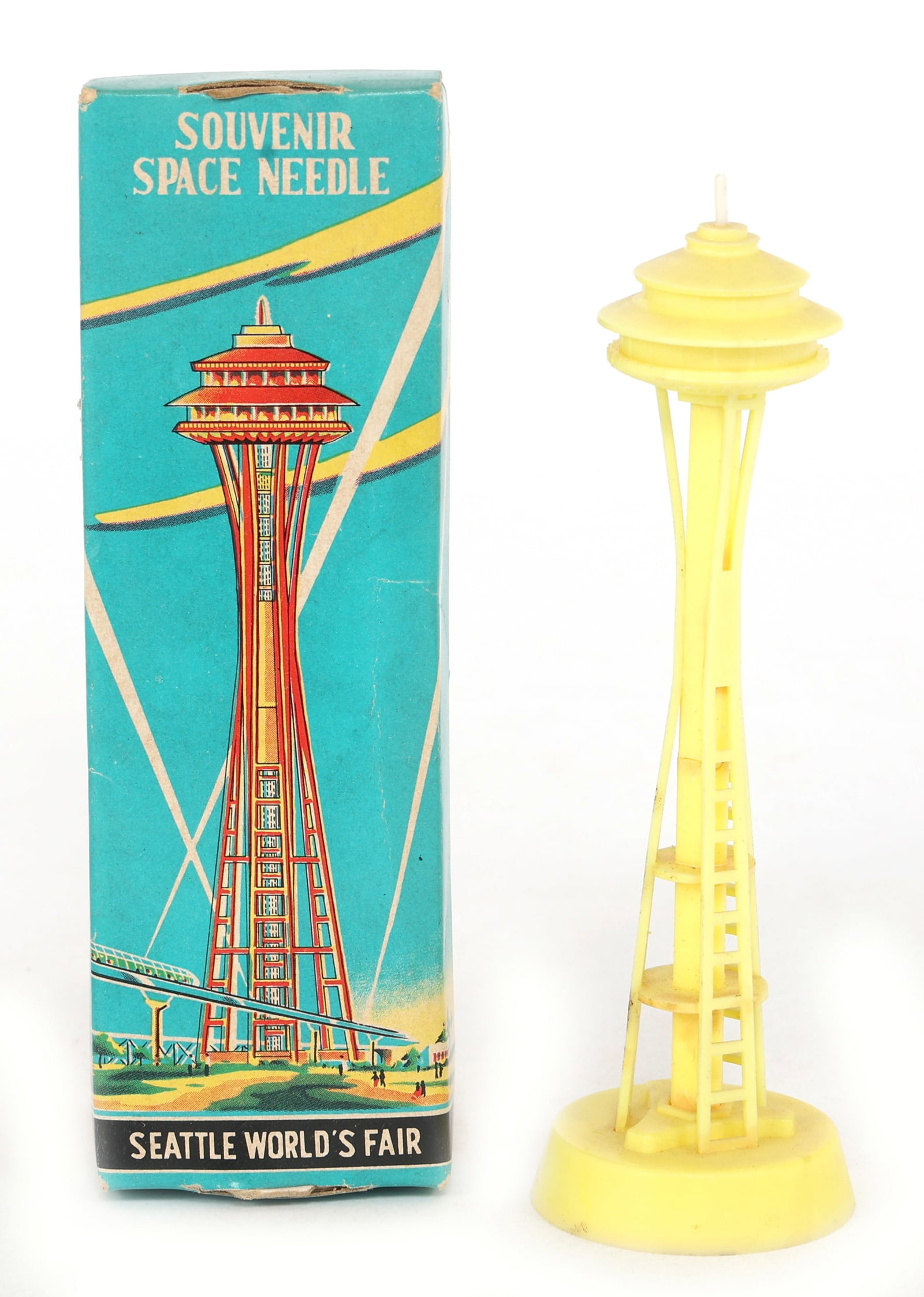 SEATTLE WORLD'S FAIR 1962 SOUVENIR YELLOW SPACE NEEDLE (1 of 6)