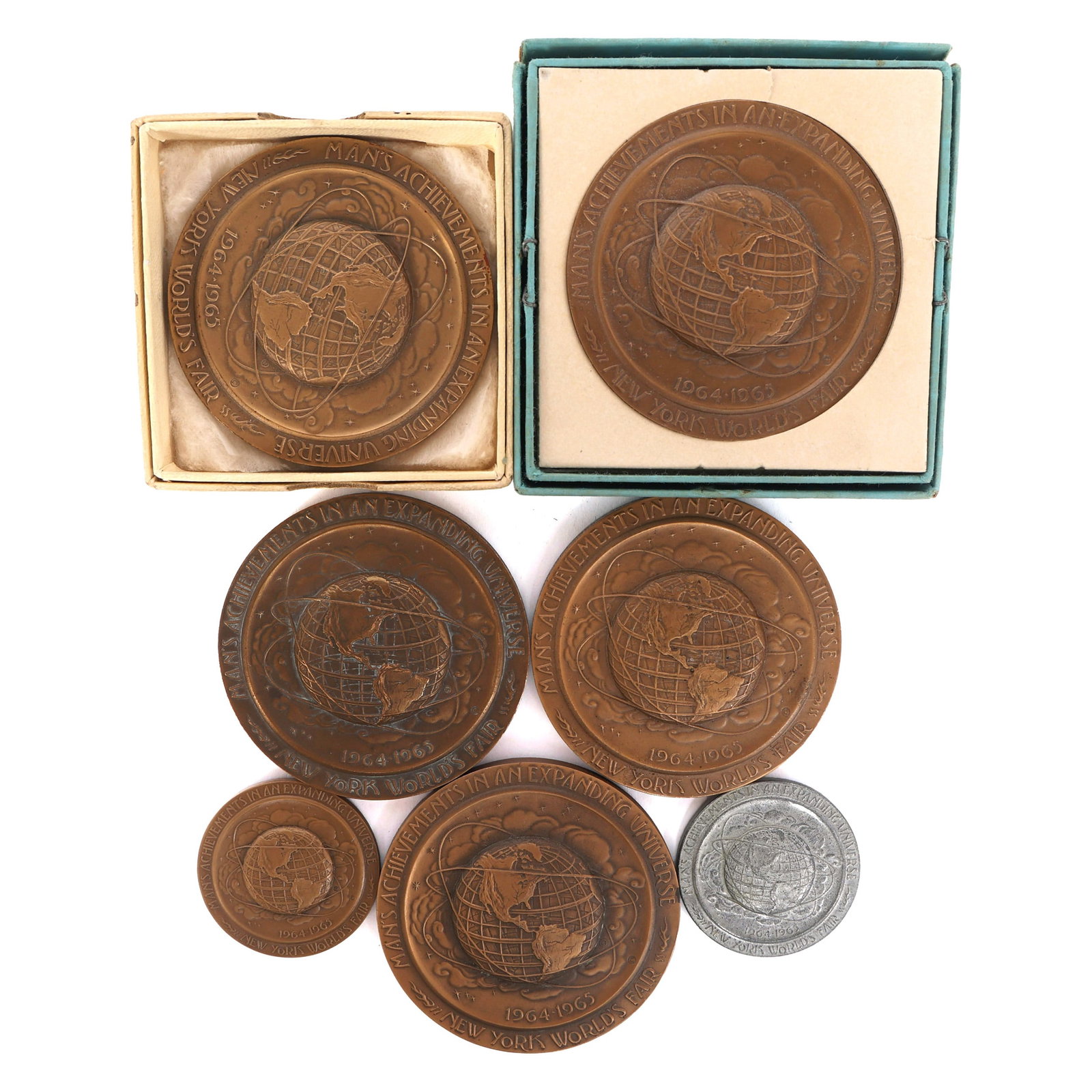 NEW YORK WORLD'S FAIR 1964 BRONZE TABLE MEDALS (1 of 13)