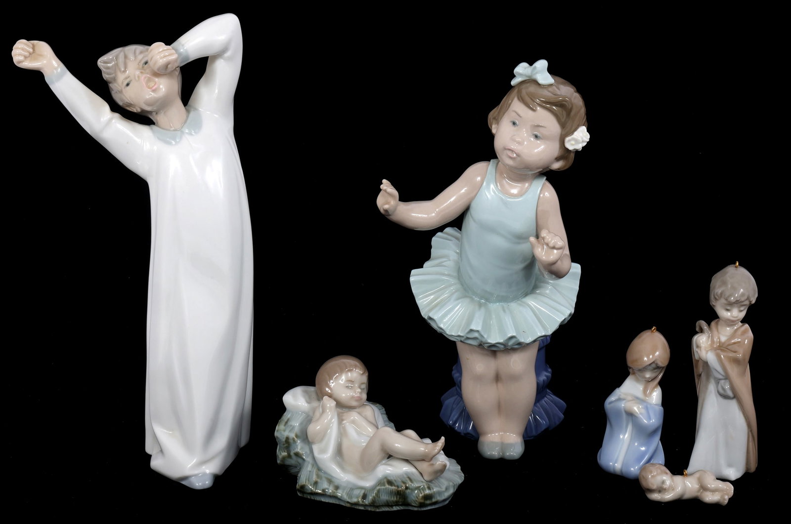 LLADRO PORCELAIN FIGURINES - LOT OF 4 (1 of 10)