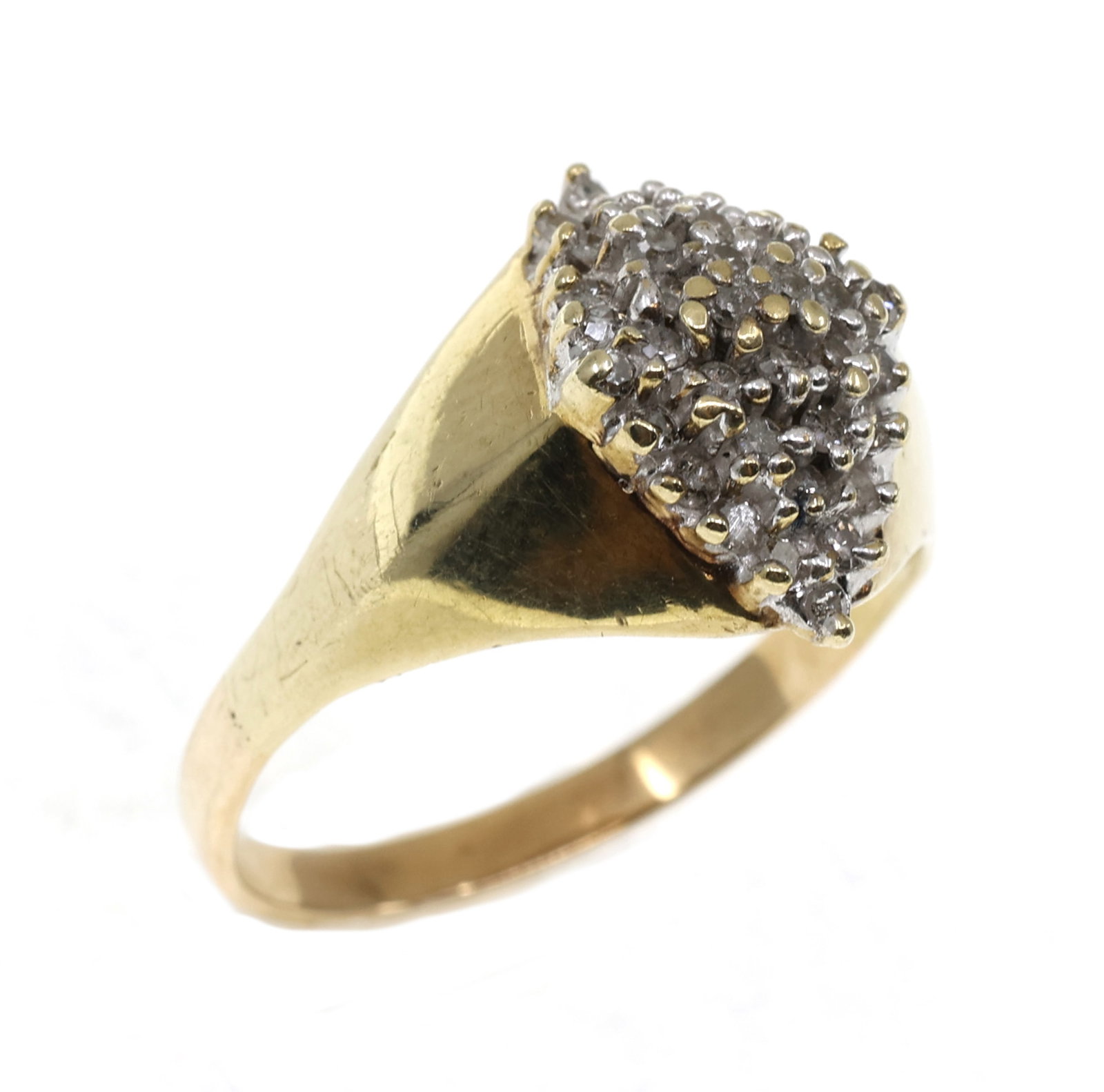 10K YELLOW GOLD 0.72 CTW DIAMOND CLUSTER FASHION RING: 10K YELLOW GOLD 0.72 CTW DIAMOND CLUSTER FASHION RING 10K yellow gold diamond cluster fashion ring: (36) 0.02 ct round white diamonds 0.72 ctw Size: 10 Weight: 4