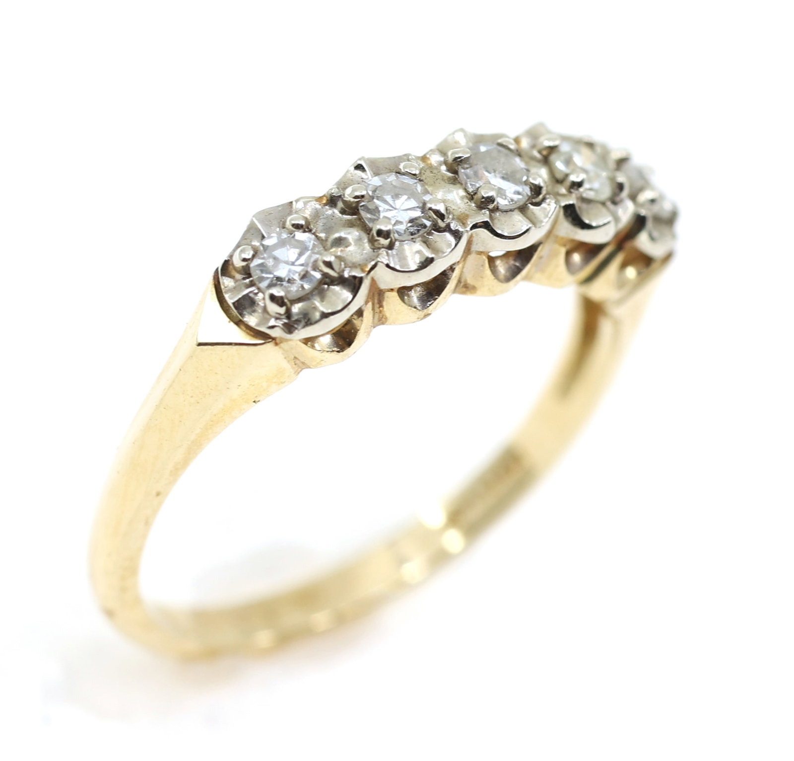 14K YELLOW GOLD 0.15 CTW DIAMOND BAND (1 of 3)