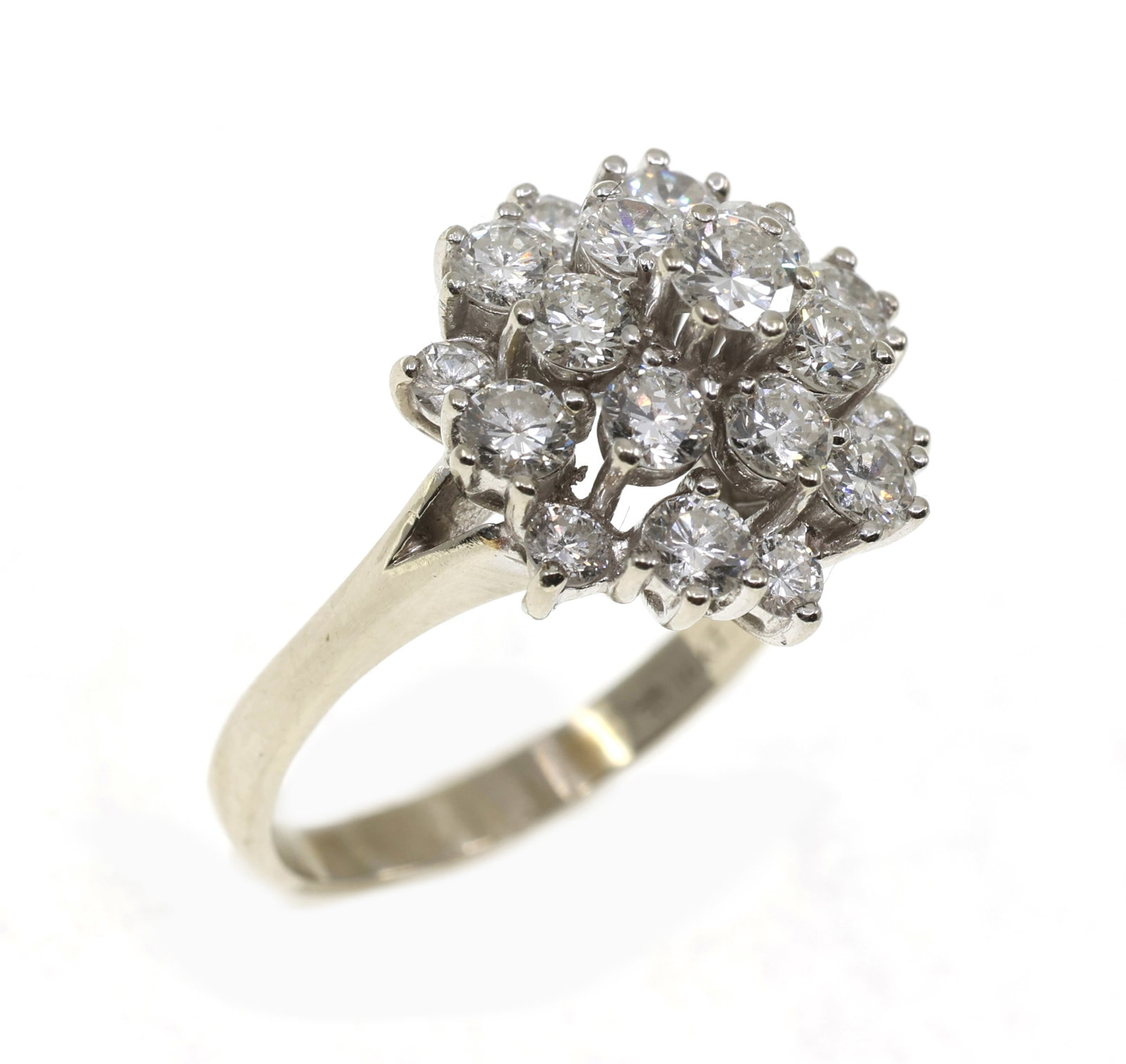 14K WHITE GOLD 1.89 CTW DIAMOND COCKTAIL RING: 14K WHITE GOLD 1.89 CTW DIAMOND COCKTAIL RING 14K white gold diamond cocktail ring: Round white diamonds, 1.89 ctw (1) 0.21 ct (12) 0.11 ct (6) 0.06 ct
