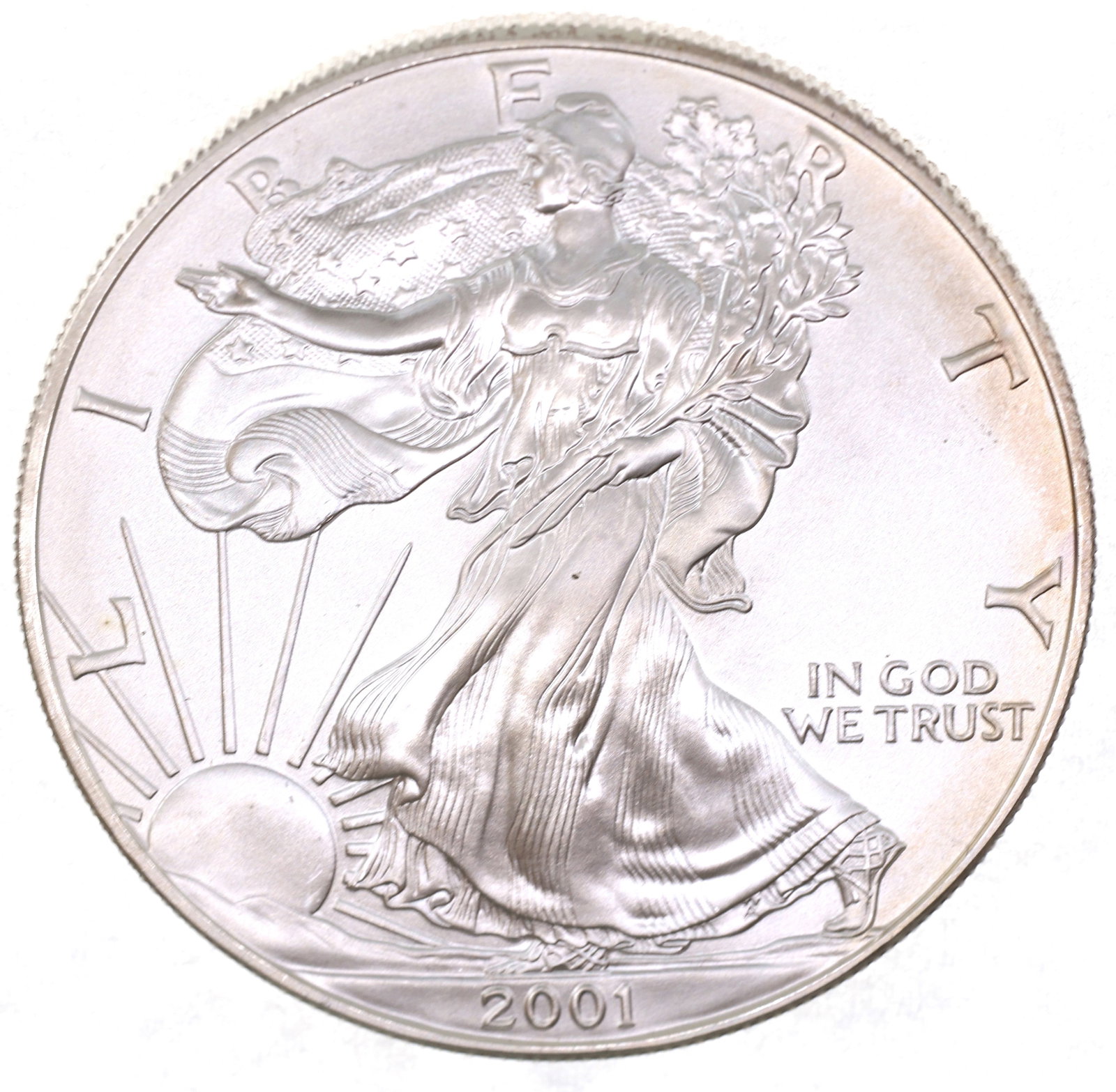 2001 US SILVER EAGLE $1 COIN - UNC: 2001 US SILVER EAGLE $1 COIN - UNC 2001 United States .999 silver Eagle $1 coin, uncirculated. IMPORTANT NOTE - PLEASE READ: REGARDING OUR IN-HOUSE SHIPPING & INVOICING Shipping: Auctioneers no