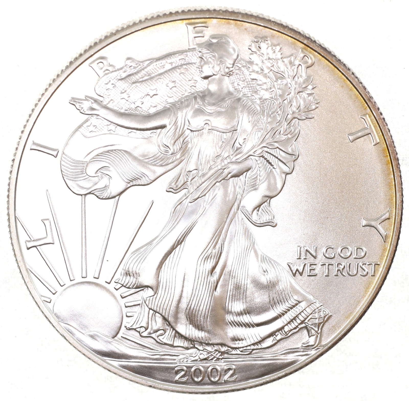 2002 US SILVER EAGLE $1 COIN - UNC: 2002 US SILVER EAGLE $1 COIN - UNC 2002 United States .999 silver Eagle $1 coin, uncirculated. IMPORTANT NOTE - PLEASE READ: REGARDING OUR IN-HOUSE SHIPPING & INVOICING Shipping: Auctioneers no