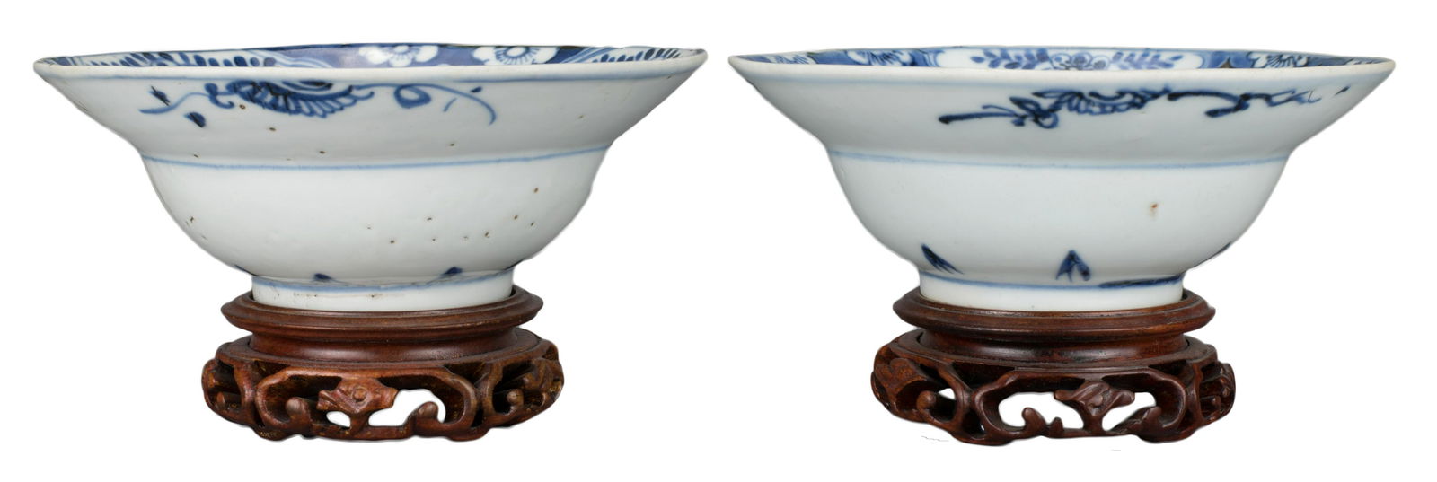 PAIR OF CHINESE BLUE AND WHITE PORCELAIN KLAPMUTS (1 of 9)