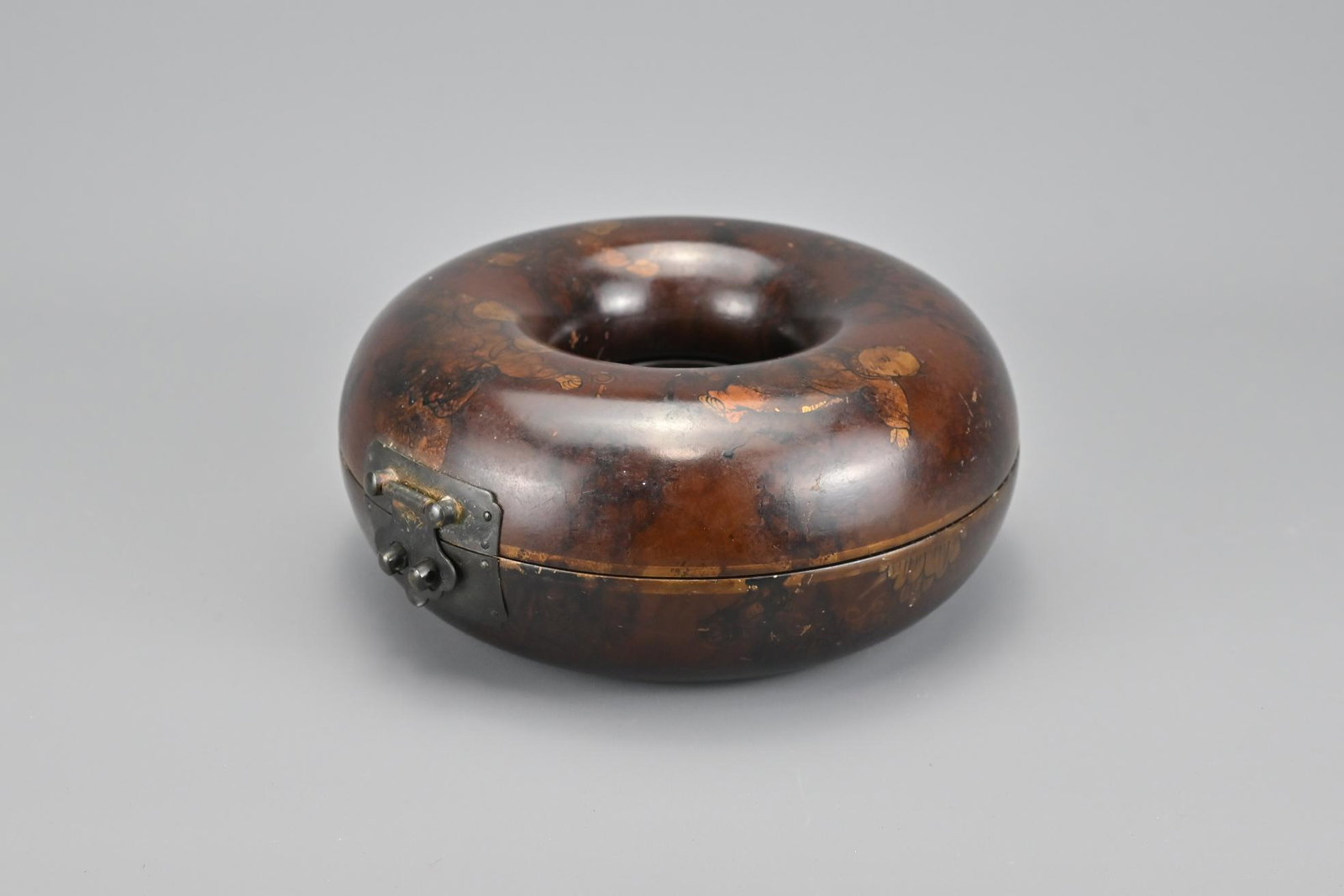 A Chinese Lacquer Court Jewellery Box: A Chinese Lacquer Court Jewellery Box hinged in round from. Diameter approx 20 cm