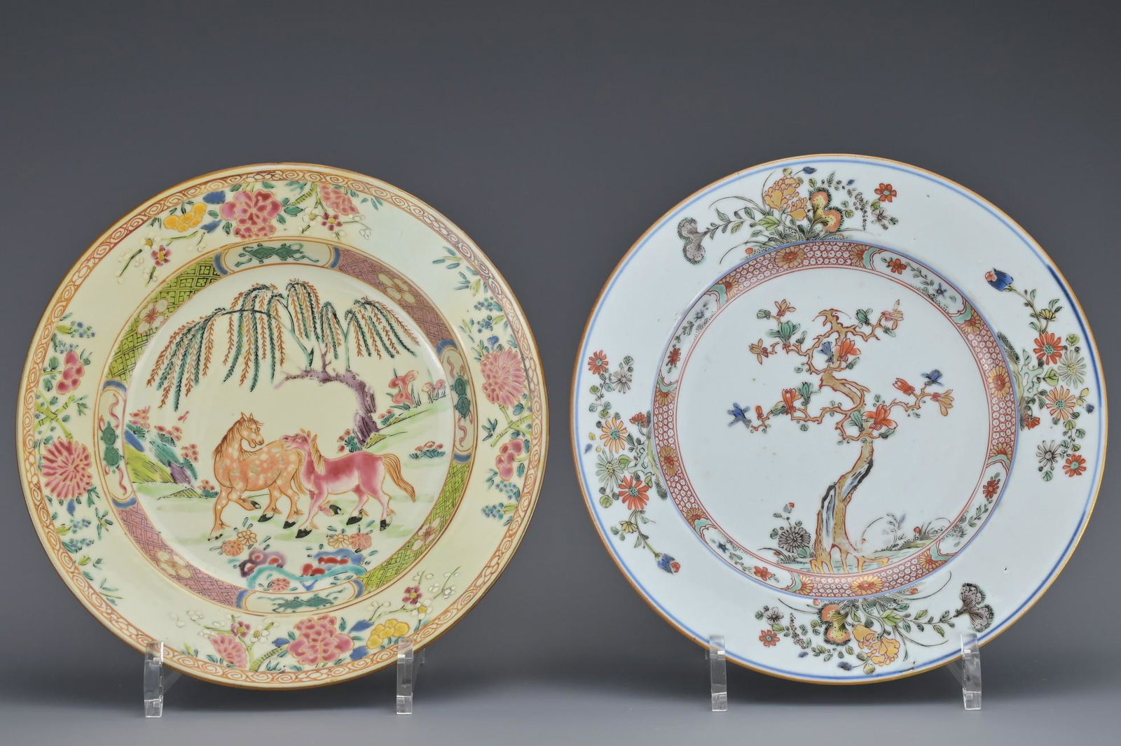 TWO CHINESE EXPORT PORCELAIN DISHES, 18TH CENTURY (1 of 11)