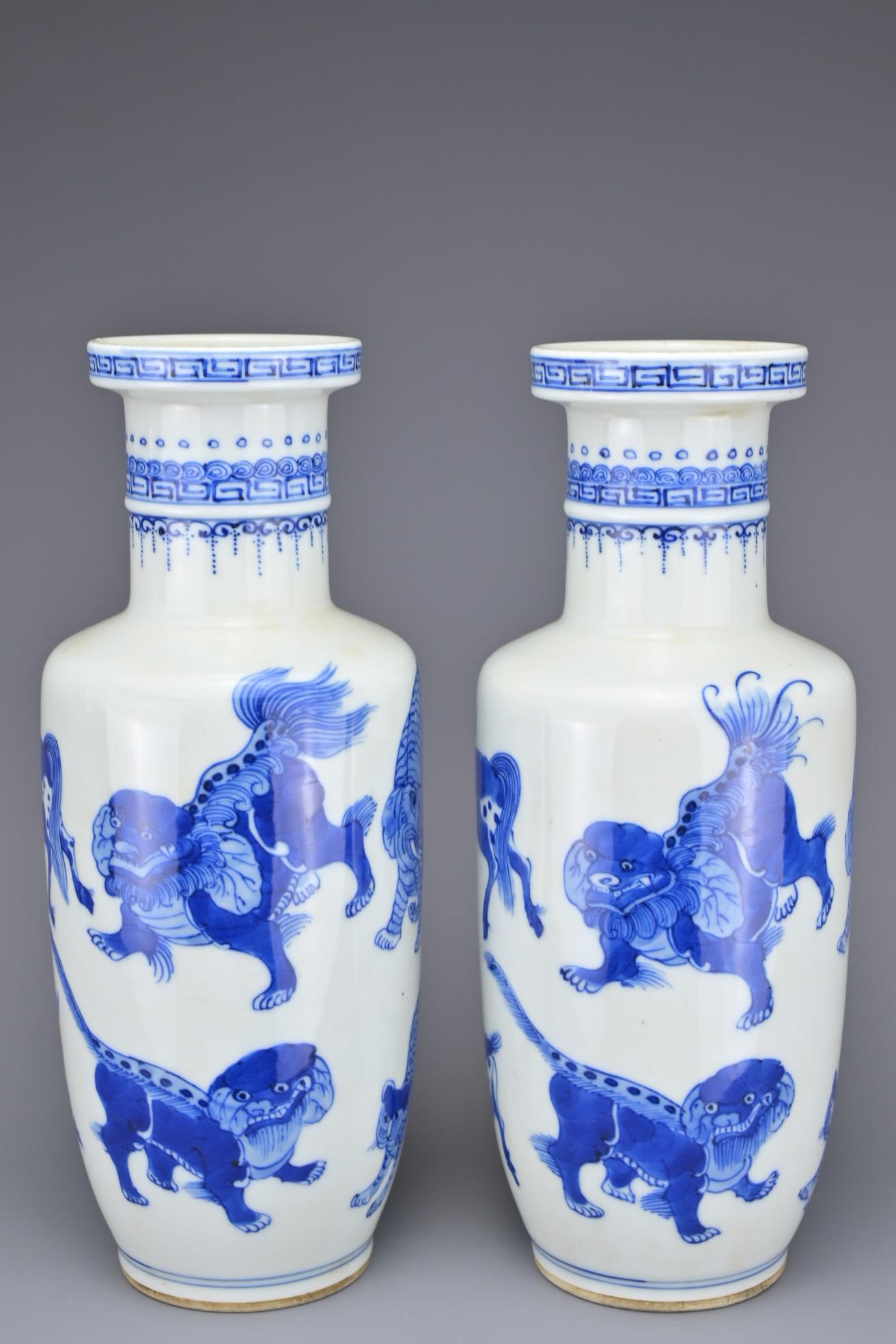 A PAIR OF CHINESE BLUE AND WHITE PORCELAIN ROULEAU FORM VASES, EARLY 20TH CENTURY (1 of 7)