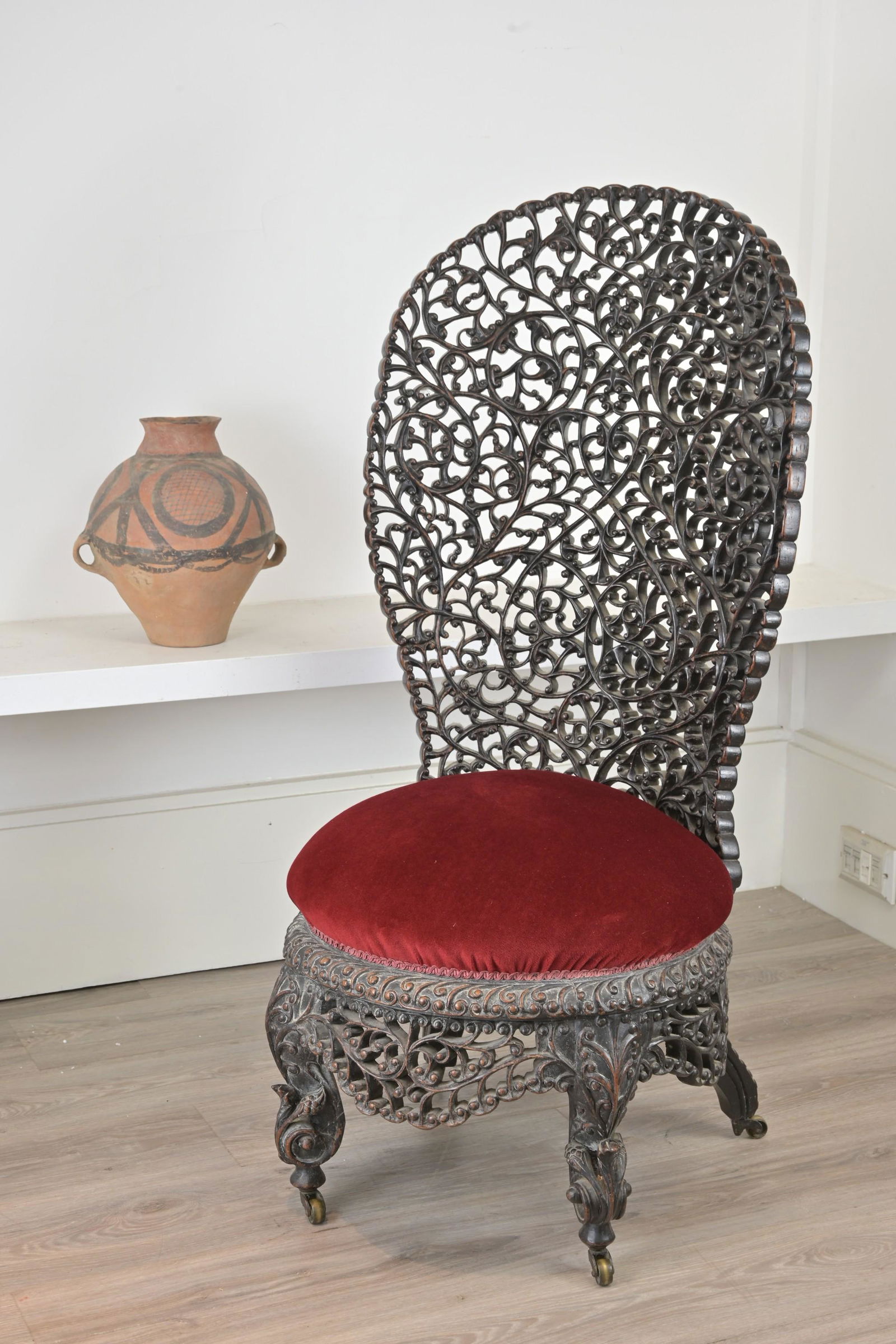 AN ANGLO-INDIAN CARVED HARDWOOD CHAIR, 19TH CENTURY (1 of 7)