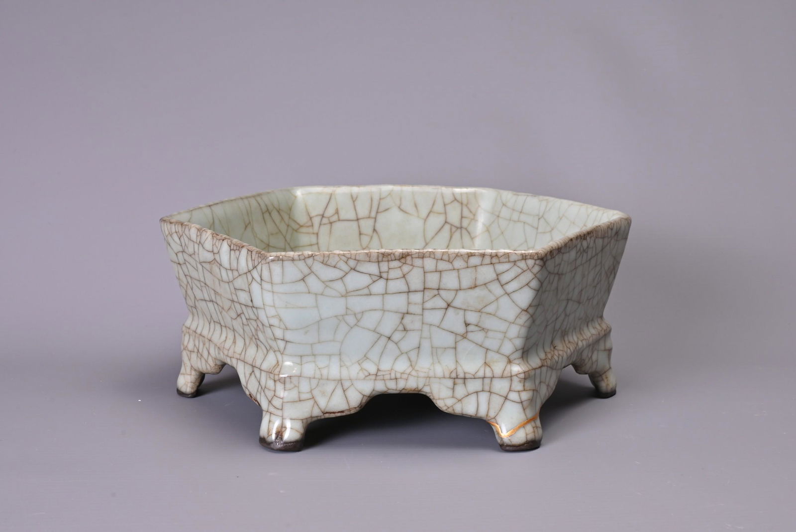 A CHINESE GEYAO CELADON GLAZED HEXAGONAL BRUSH WASHER. Raised on bracket feet. 20.5cm wide (1 of 6)