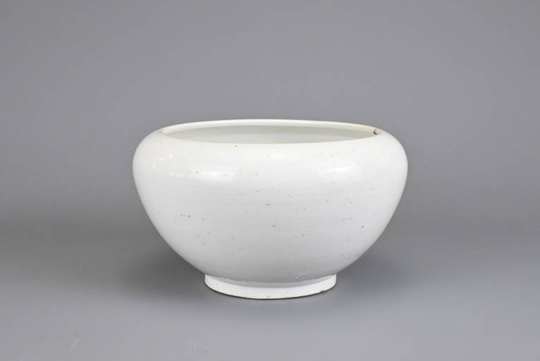 An Unusual White Glazed Porcelain Bowl, Probably Korean Joseon Dynasty, 18/19th Century. Of Deep