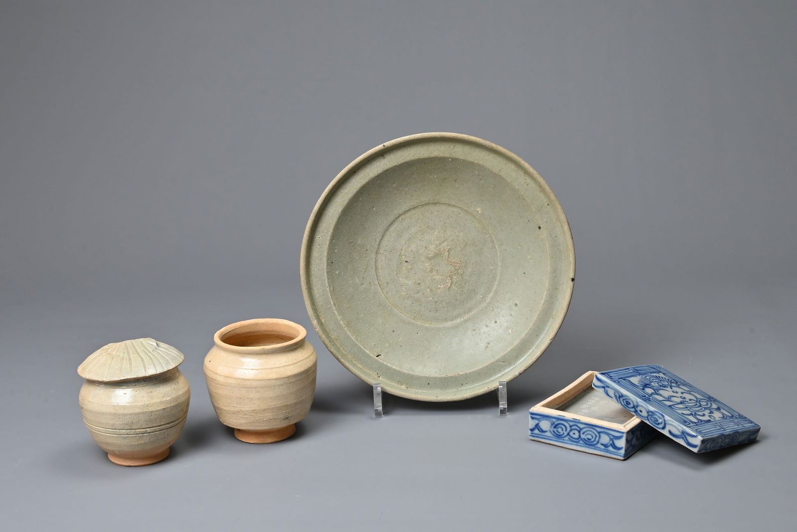 A GROUP OF CHINESE CERAMIC ITEMS, SONG DYNASTY AND LATER. To include a Yuan dynasty Longquan celadon (1 of 5)