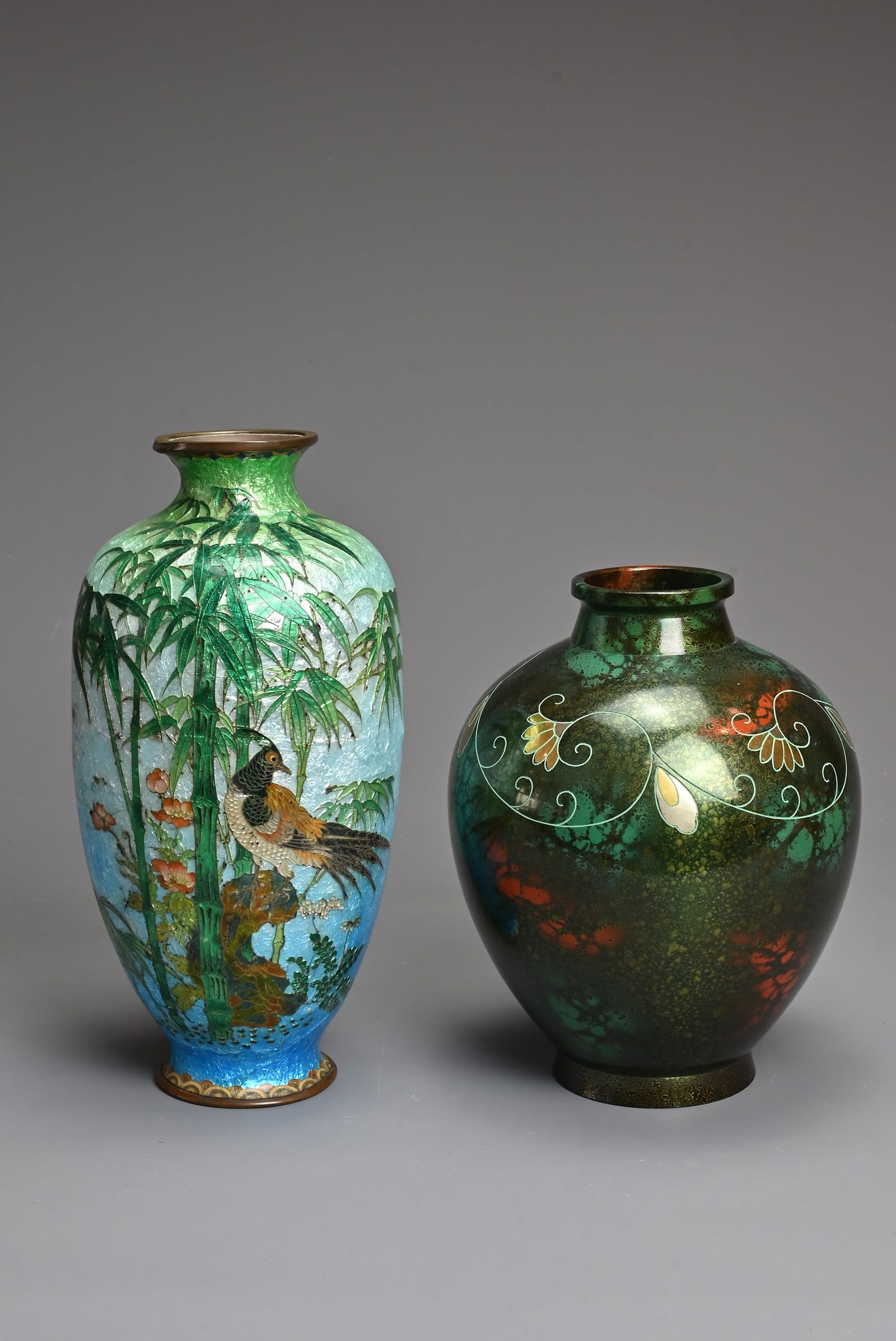 AN EARLY 20TH CENTURY JAPANESE CLOISONNE OVIFORM VASE AND A LATE 20TH CENTURY OVIFORM BRONZE VASE. (1 of 6)