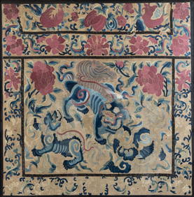 A LARGE CHINESE FRAMED SILK EMBROIDERED PANEL, EARLY 20TH CENTURY. Featuring a central guardian lion (1 of 3)