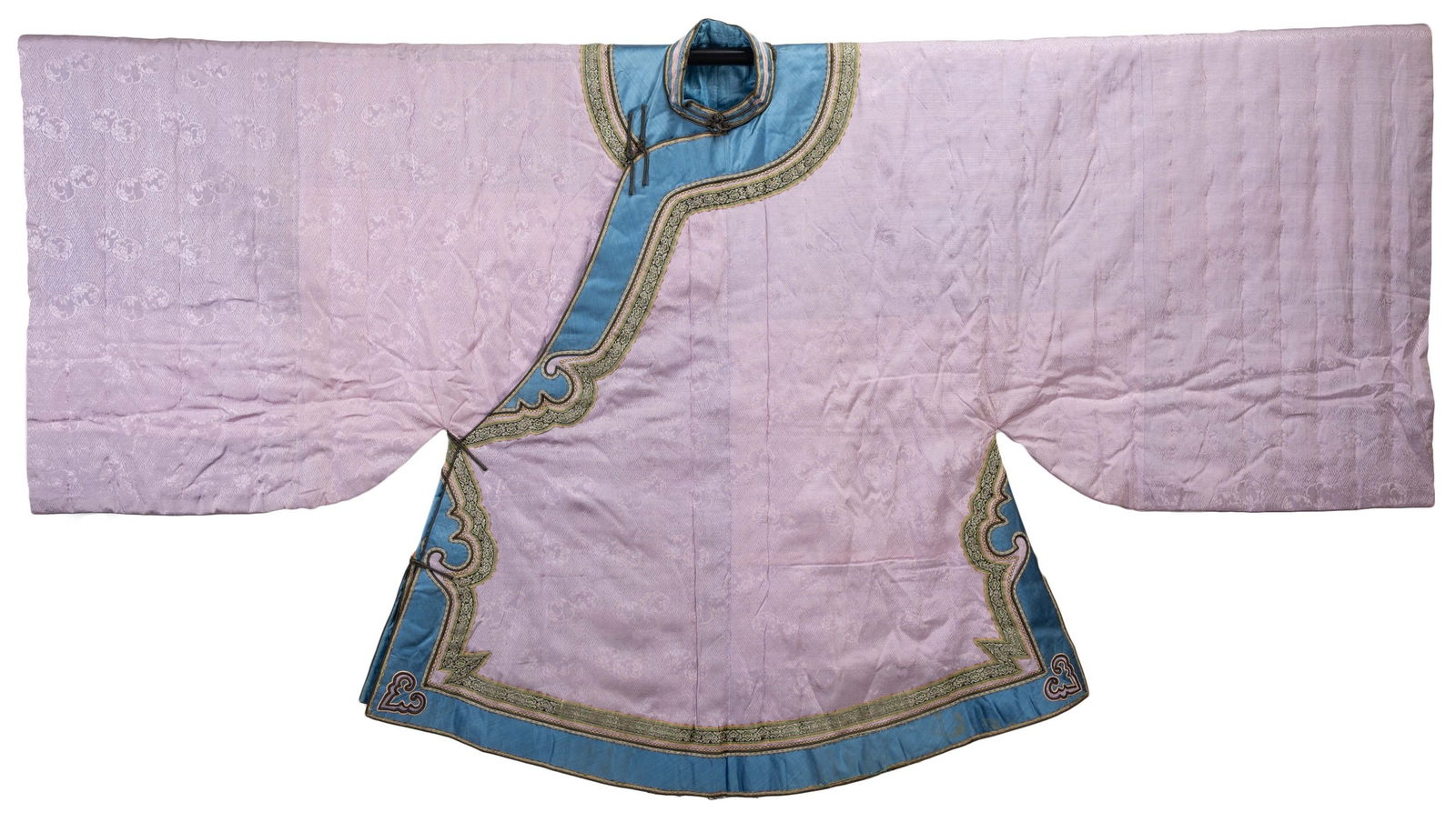 EARLY 20TH CENTURY CHINESE LILAC SILK WINTER ROBE. With flared wide sleeves, edge in blue silk (1 of 4)