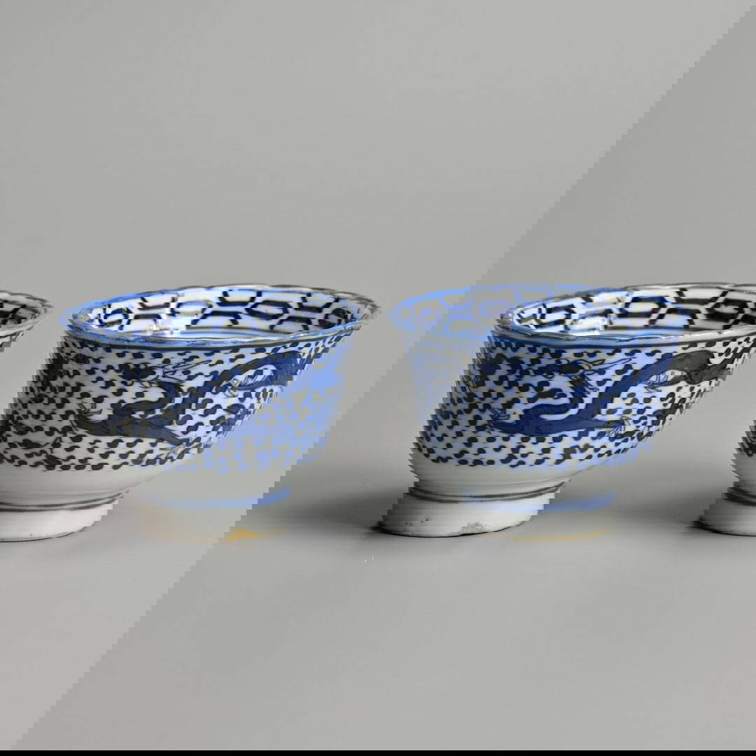 A PAIR OF CHINESE BLUE AND WHITE PORCELAIN TEABOWLS MADE FOR THE VIETNAMESE MARKET, MID-19TH