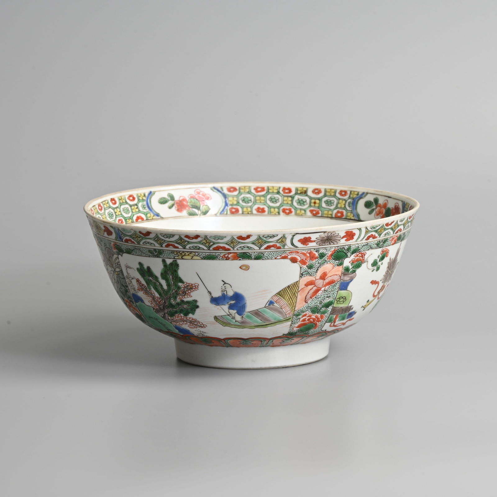 A CHINESE FAMILLE VERTE PORCELAIN BOWL, KANGXI (1662-1722). (1 of 7)