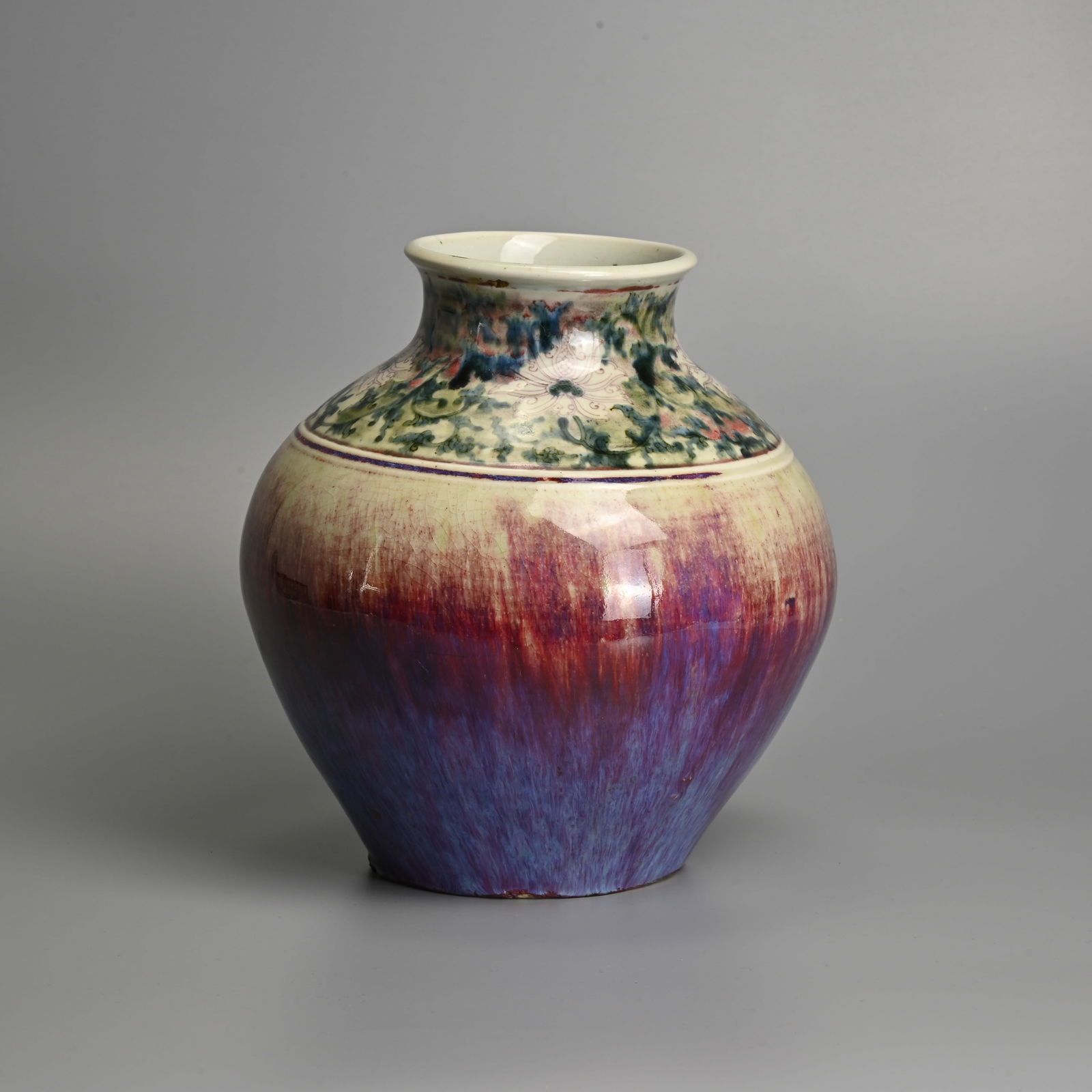 A CHINESE FLAMBE GLAZED PORCELAIN VASE, QING / REPUBLIC PERIOD. (1 of 6)