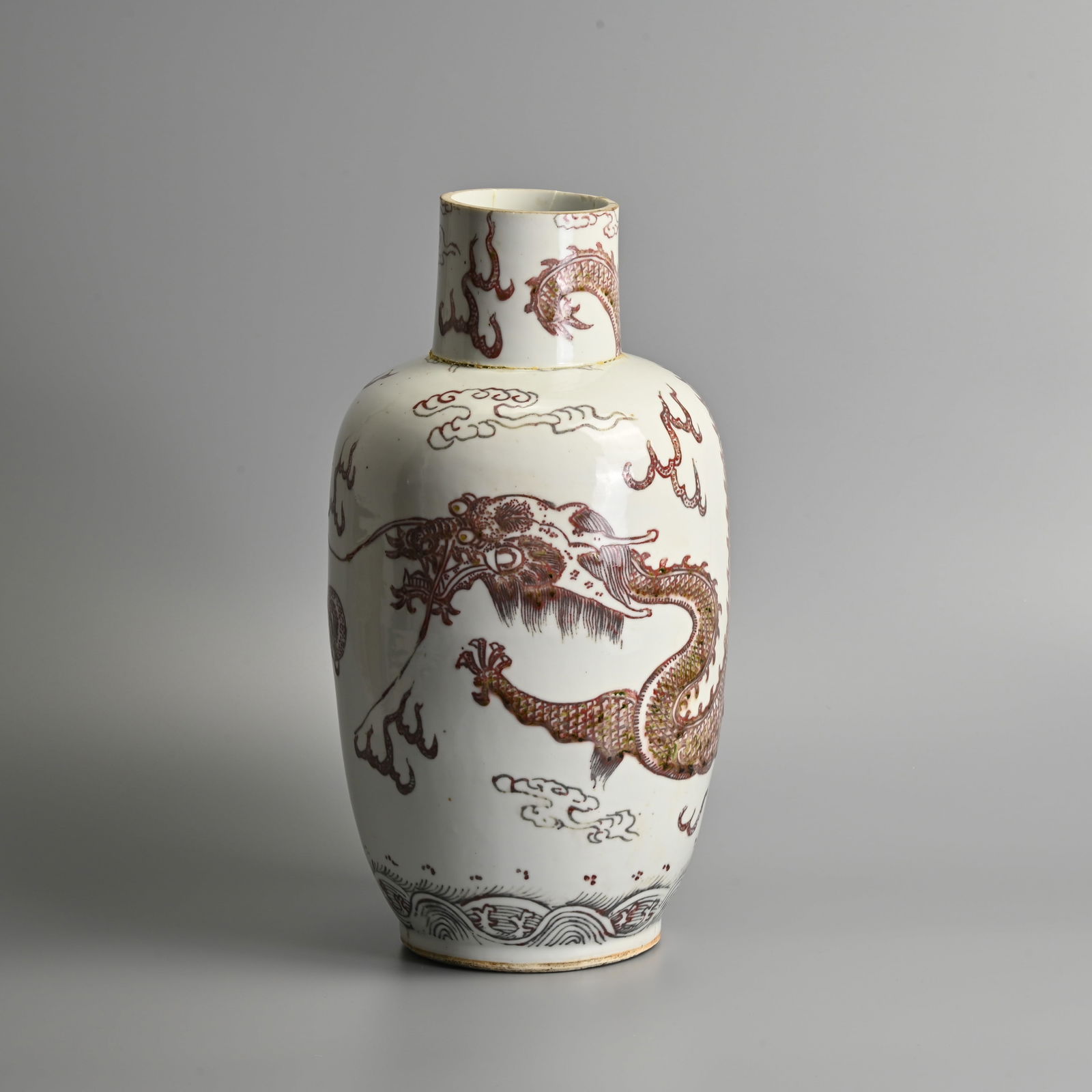 A CHINESE COPPER RED DECORATED PORCELAIN 'DRAGON' VASE, QING DYNASTY. (1 of 9)