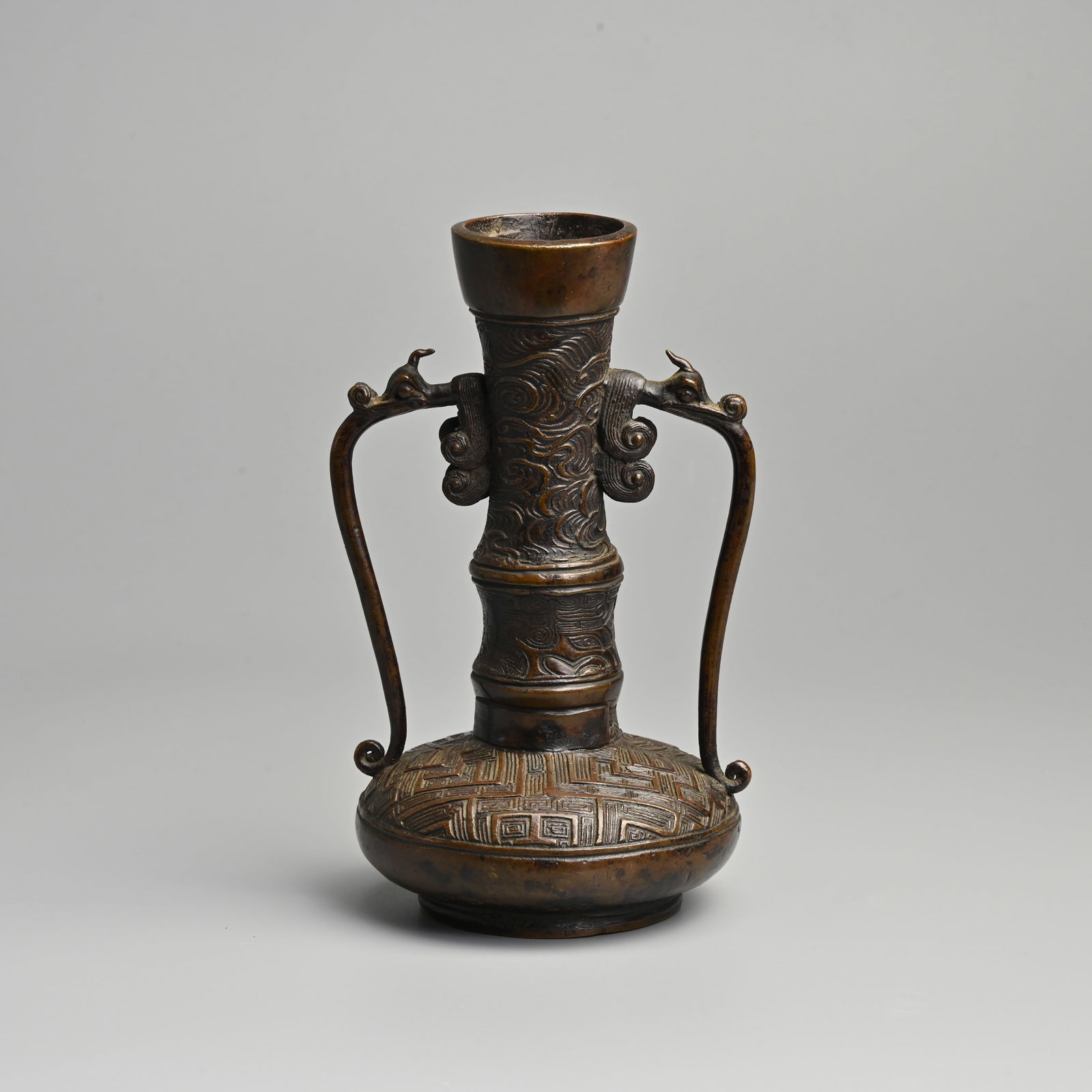 A CHINESE BRONZE BOTTLE VASE, 17/18TH CENTURY. (1 of 9)