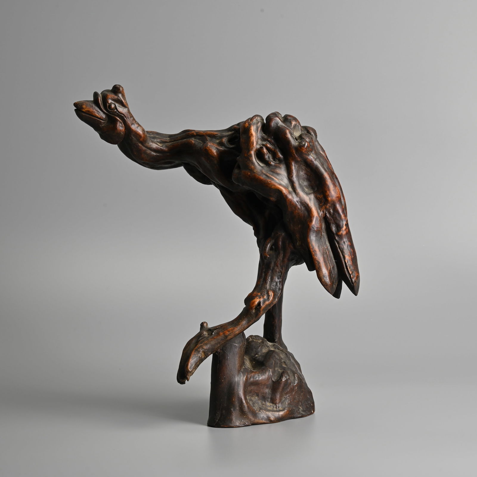 A LARGE CHINESE ROOTWOOD CARVING OF A GOOSE, 19TH CENTURY. (1 of 7)