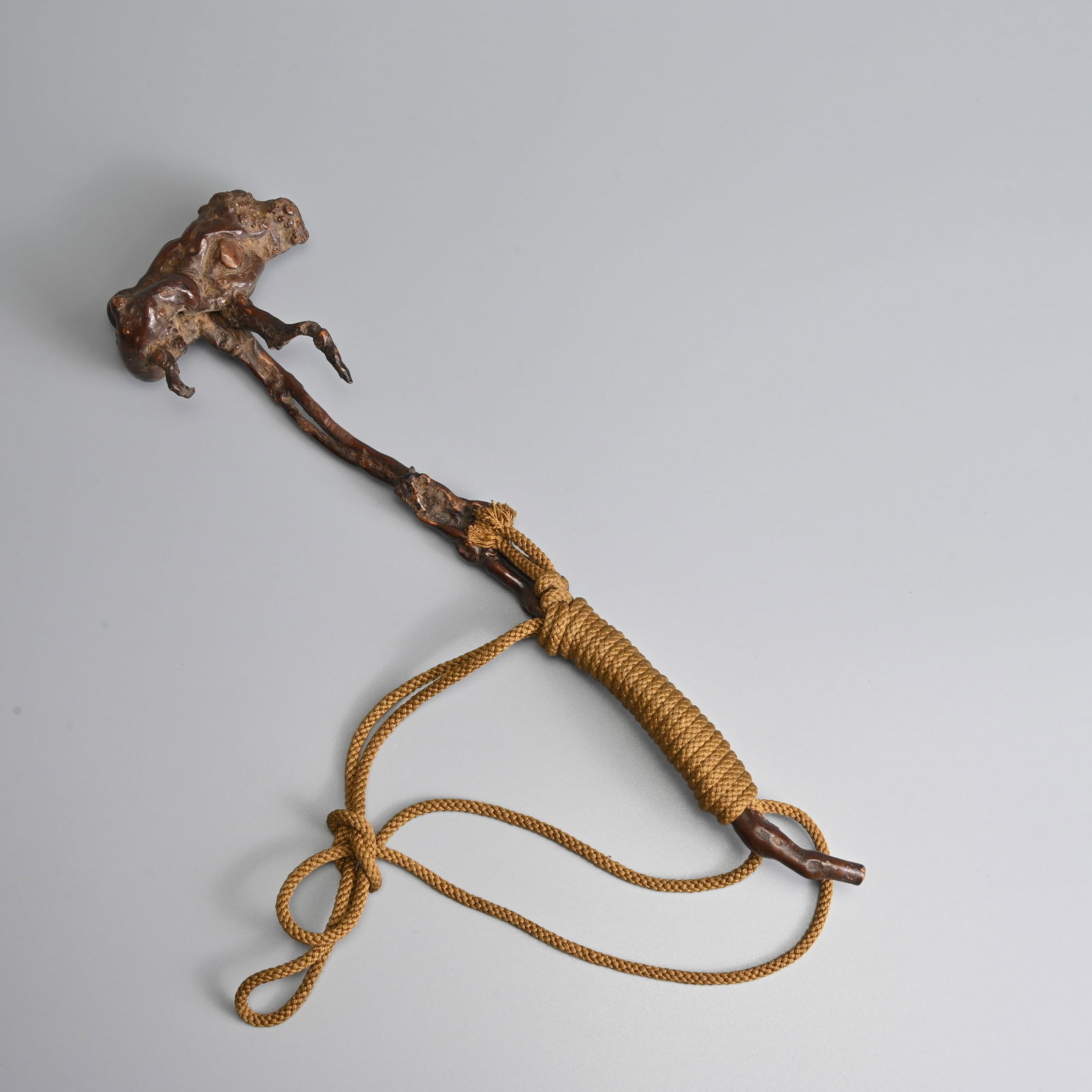 CHINESE ROOT WOOD LINGZHI RUYI CEREMONIAL SCEPTRE, QING DYNASTY. (1 of 6)