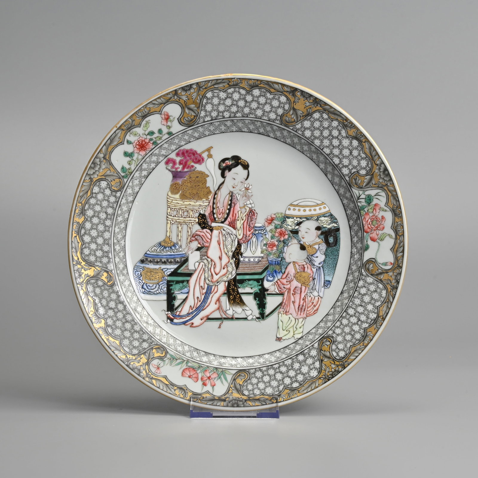 A CHINESE FAMILLE ROSE PORCELAIN 'LADY AND BOYS' DISH. (1 of 3)
