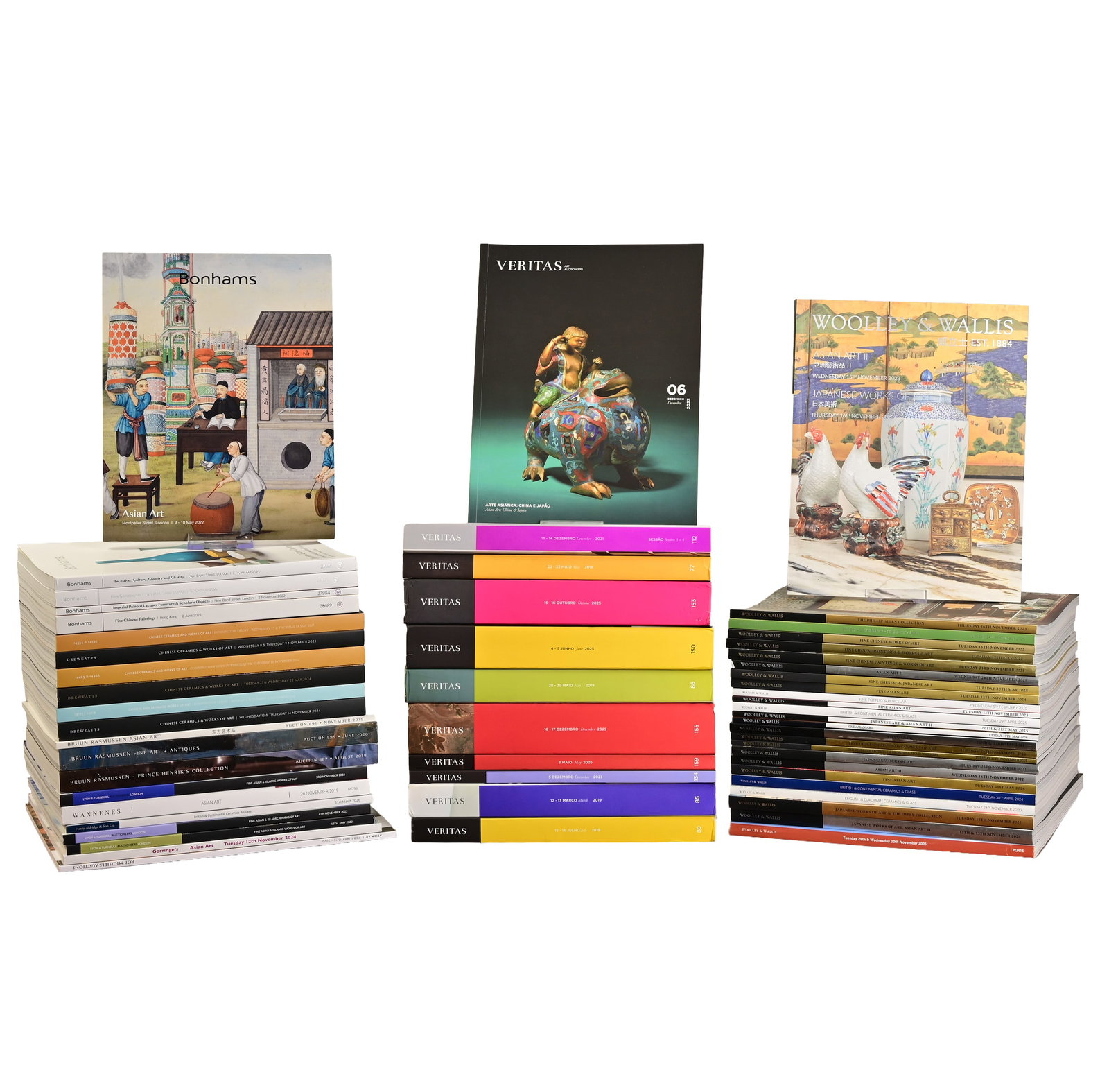 QUANTITY OF AUCTION CATALOGUES MAINLY ON ASIAN WORKS OF ART AND OTHERS. (1 of 6)