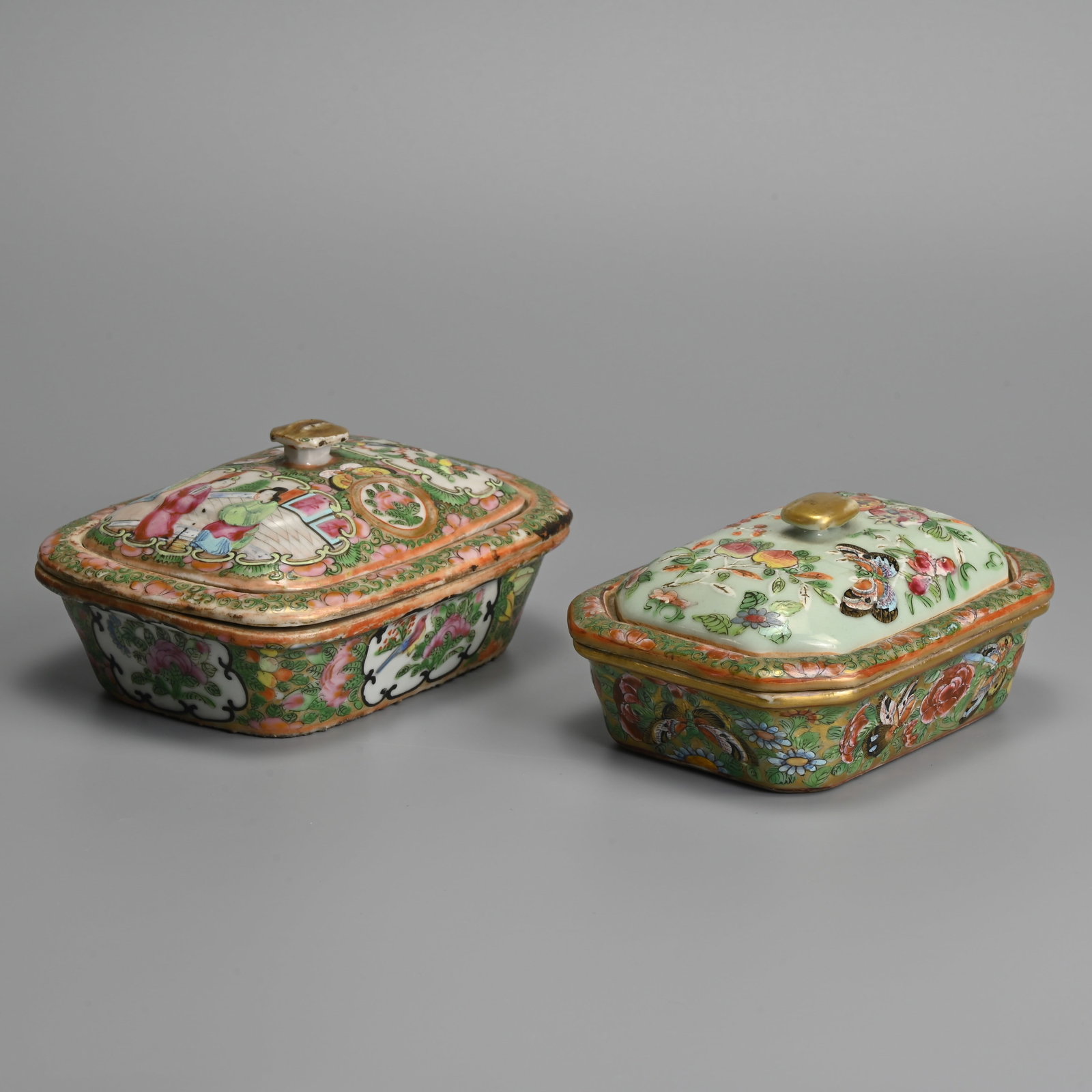 TWO CHINESE CANTON FAMILLE ROSE PORCELAIN SOAP DISHES COMPLETE WITH LINERS AND COVERS, 19TH CENTURY. (1 of 7)