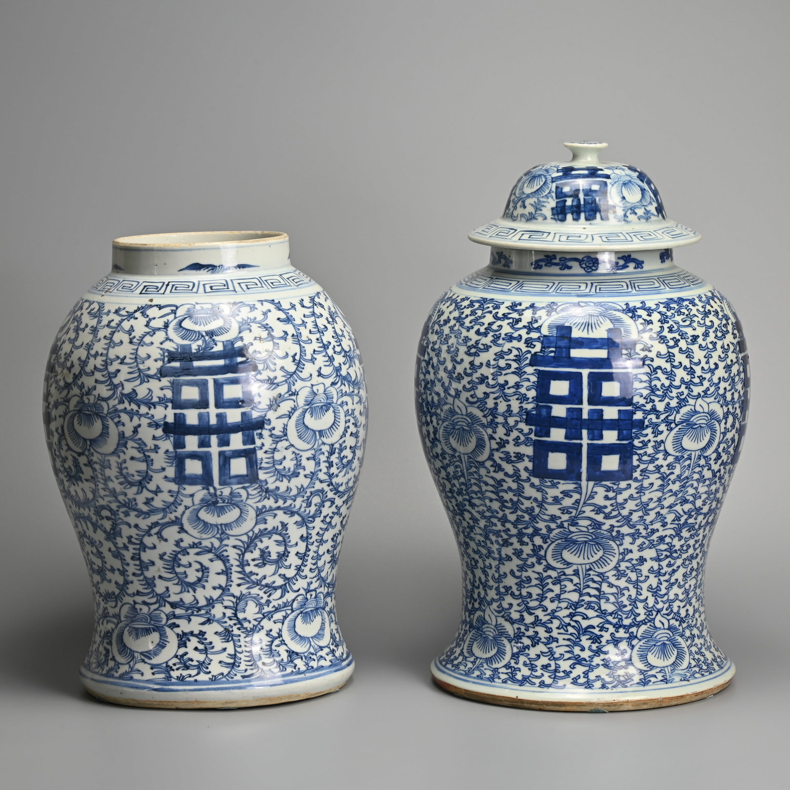 A LARGE CLOSE PAIR OF CHINESE BLUE AND WHITE PORCELAIN 'SHUANGXI' BALUSTER JARS, 19TH CENTURY. (1 of 15)