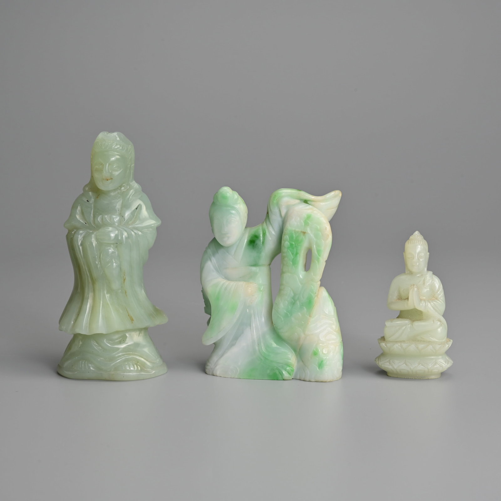 THREE CHINESE CARVED JADE / JADEITE FIGURES, 19/20TH CENTURY. (1 of 9)