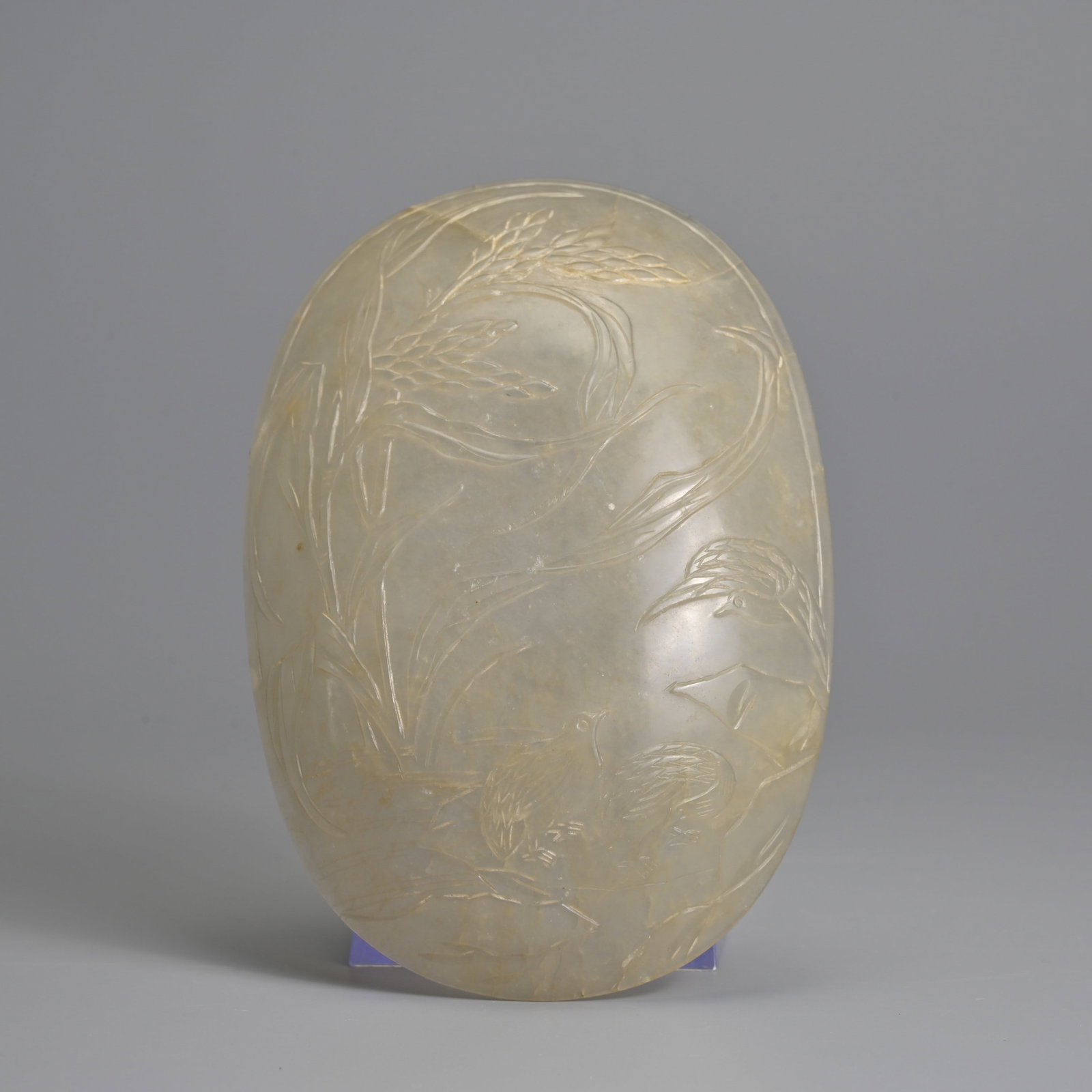 A CHINESE THINLY CARVED PALE CELADON JADE PLAQUE LIKELY FOR A RUYI SCEPTRE, 19/20TH CENTURY. (1 of 6)