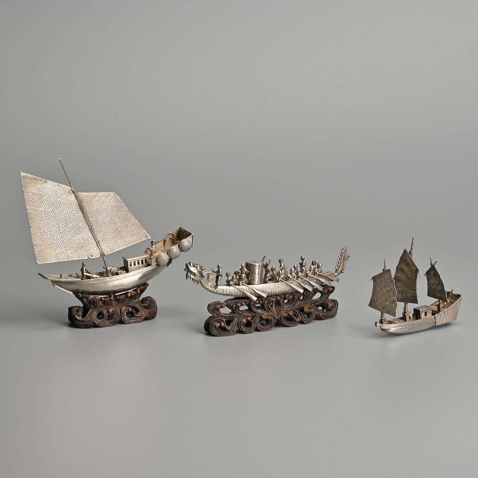 CHINESE EXPORT SILVER MODELS OF BOATS, WANG HING, KWANG WA, CANTON / HONG KONG, 19/20TH CENTURY. (1 of 12)