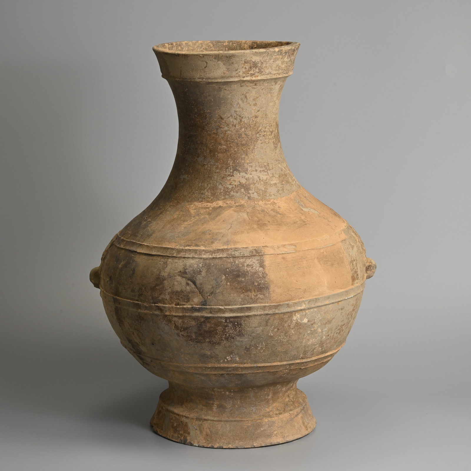 A VERY LARGE CHINESE GREY POTTERY HU JAR, HAN DYNASTY (206BC - 220AD). (1 of 8)