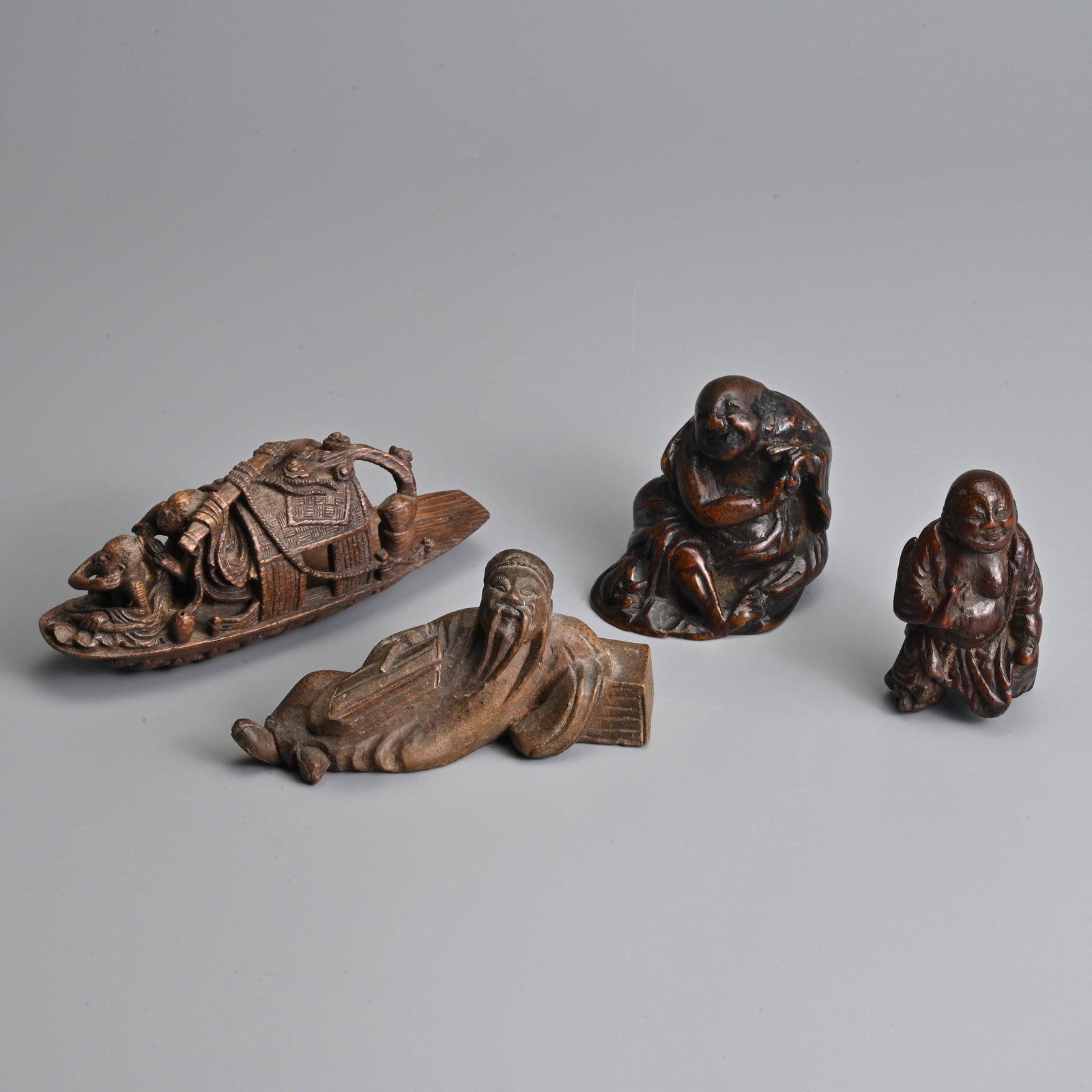 FOUR CHINESE / JAPANESE CARVED BAMBOO FIGURES, 19/20TH CENTURY. (1 of 10)