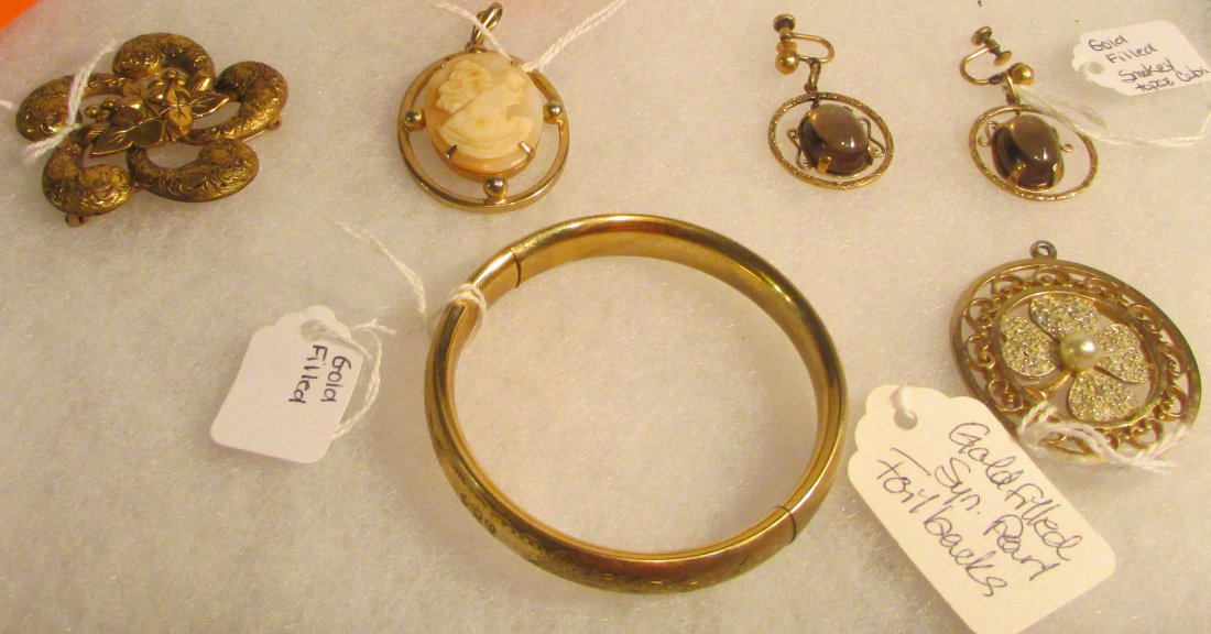 5 Pieces of Gold Filled Victorian Jewelry (1 of 7)