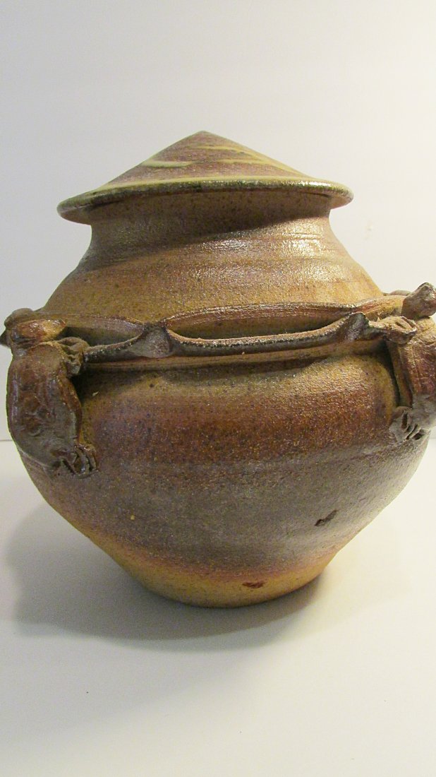 Suzanne Kent Chester County PA Pottery Container (1 of 5)