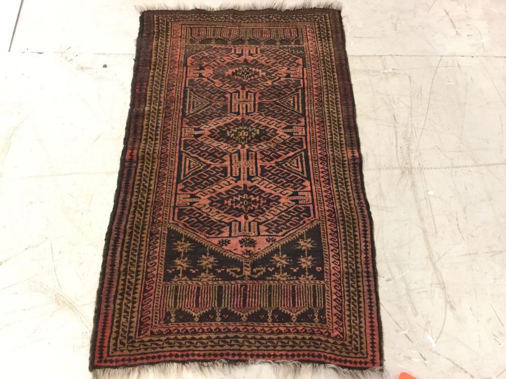 Handmade estate rug runner, 4' 3' x 2' 6': 4' 3' x 2' 6'