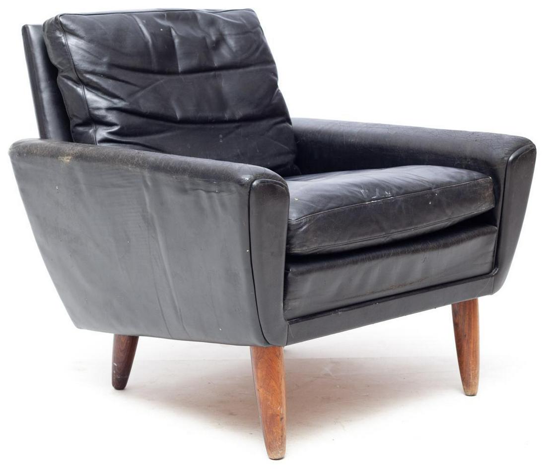Mid century Knoll-style leather-upholstered armchair: 28" tall x 30" wide