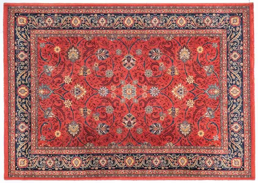 Machine-made estate rug, 6" 7" x 4" 8" (1 of 2)