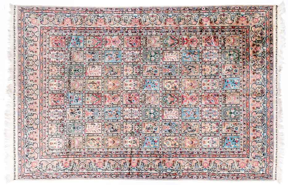 Handmade estate rug, 9" 3" x 6" 1" (1 of 6)