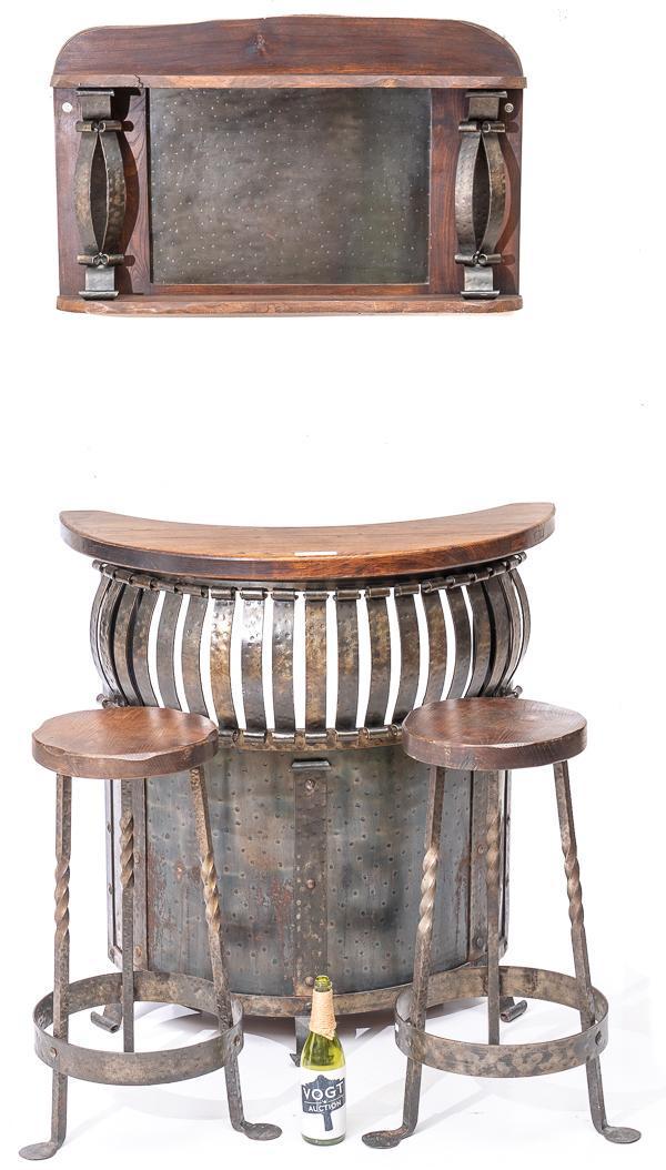 Set of 3 Spanish-style bar with stools (1 of 7)