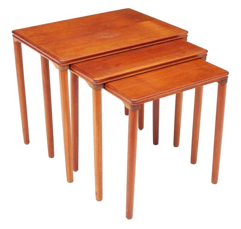 Nest of 3 Mid-Century Teak Side Tables: 19.5" tall x 21.5" wide x 16" deep