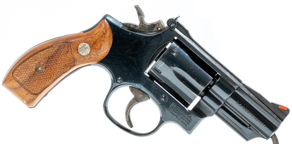 Smith & Wesson Model 19-5 .357 Magnum Revolver: Serial: ABM9474 Manufacturer: S&W Model:Model 19-5 Caliber: .357 Mag Barrel length: Condition: good Provenance: A Waco, Texas Estate ALL firearms and ammunition within this auction are sold "as-is, wh