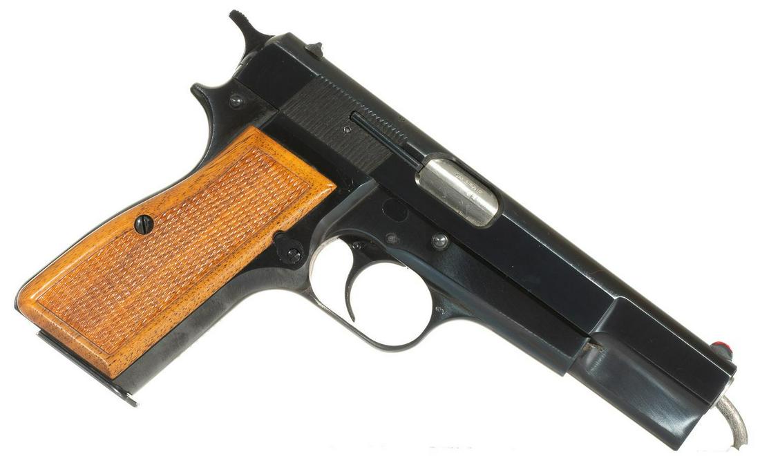 Belgium Browning Hi-Power 9mm Semi-Automatic Pistol: Serial: 71C28713 Manufacturer: Browning Model: Hi Power Caliber: 9mm Barrel length: 5" Condition: Excellent Extra magazine Provenance: The Estate of Dr. Thomas Romo, Jr. (San Antonio, Texas) ALL firea
