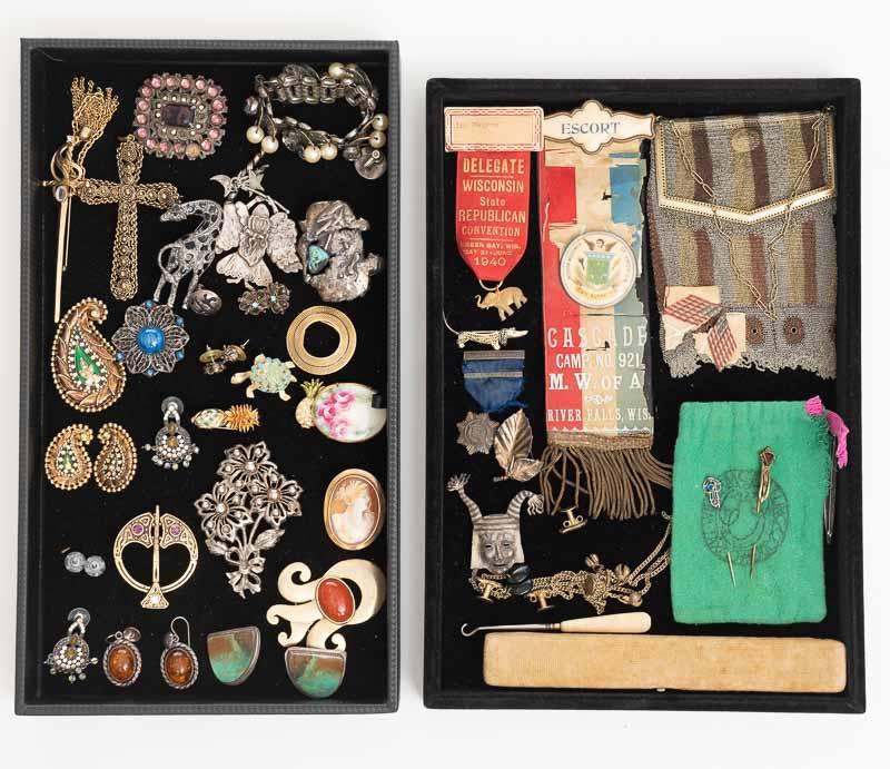 Lot of Approx. 50 Pieces of Costume Jewelry (1 of 2)